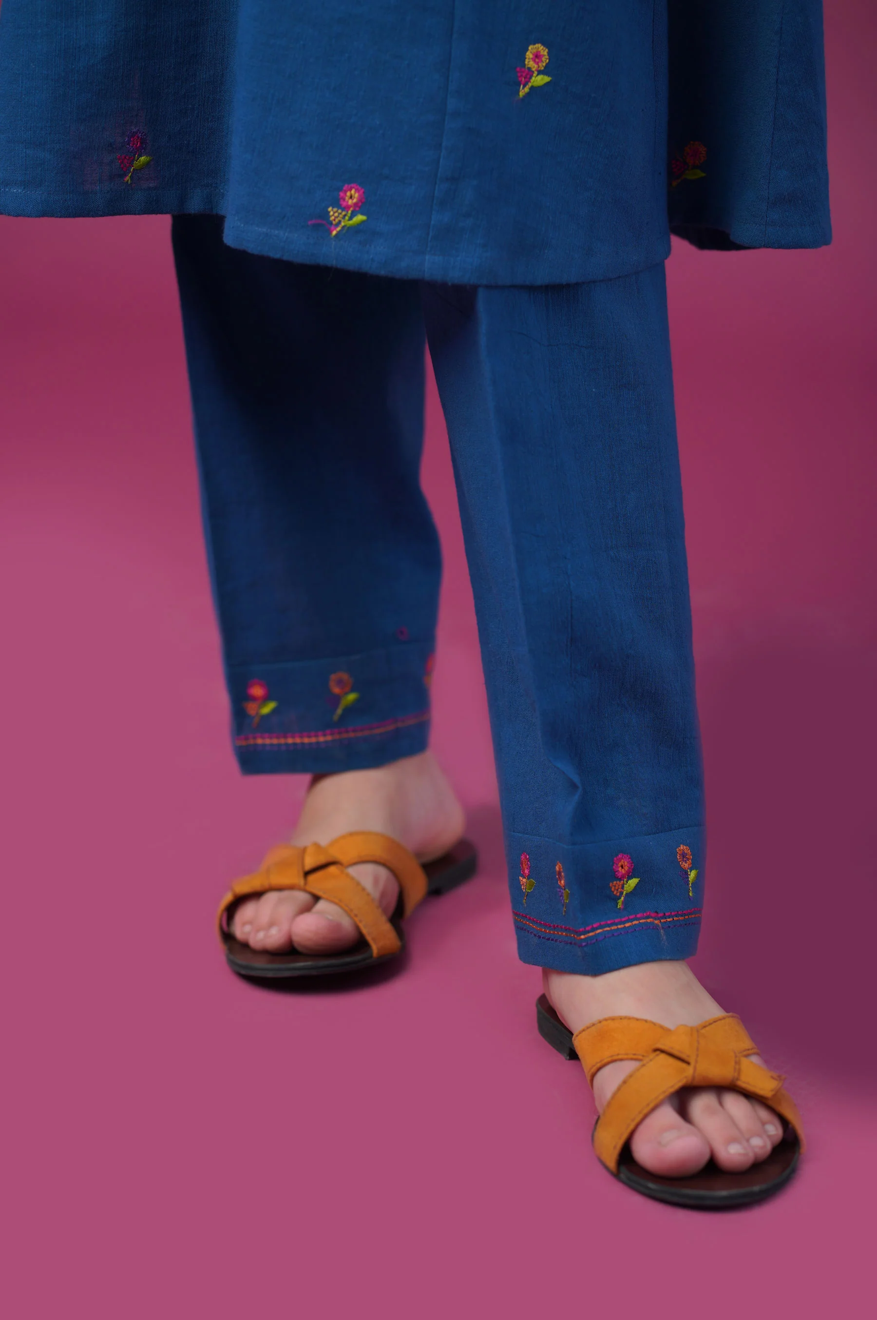 Stitched 2 Piece Embroidered Khaddar Suit - Image 4