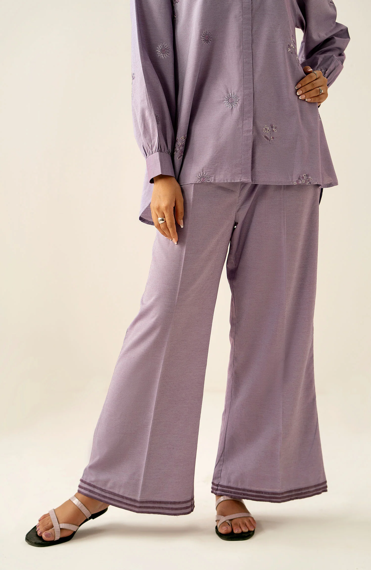 Stitched 2 Piece Embroidered Two Toned Yarn Dyed Co-Ord Set - Image 6