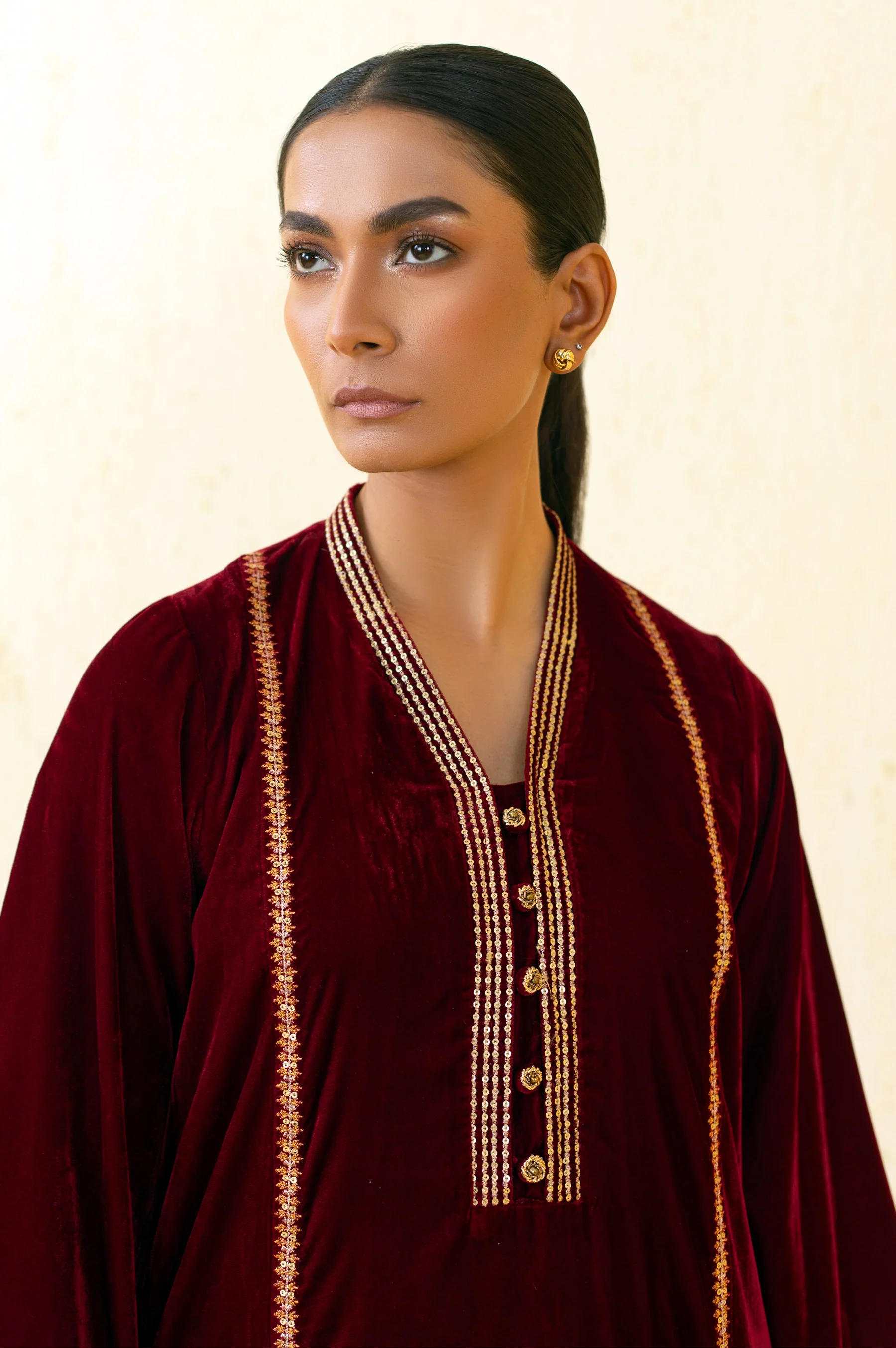 Stitched 2 Piece Embroidered Velvet Outfit - Maroon - Image 5