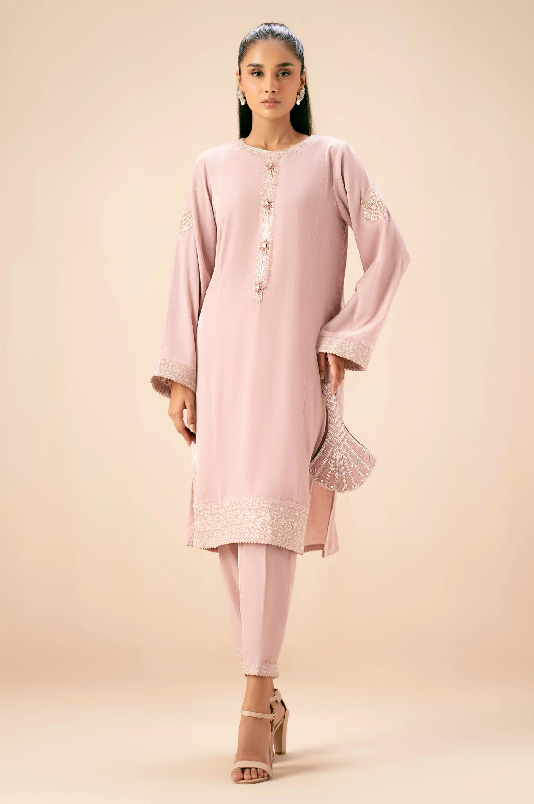 STITCHED EMBROIDERED SHIRT BOTTOM