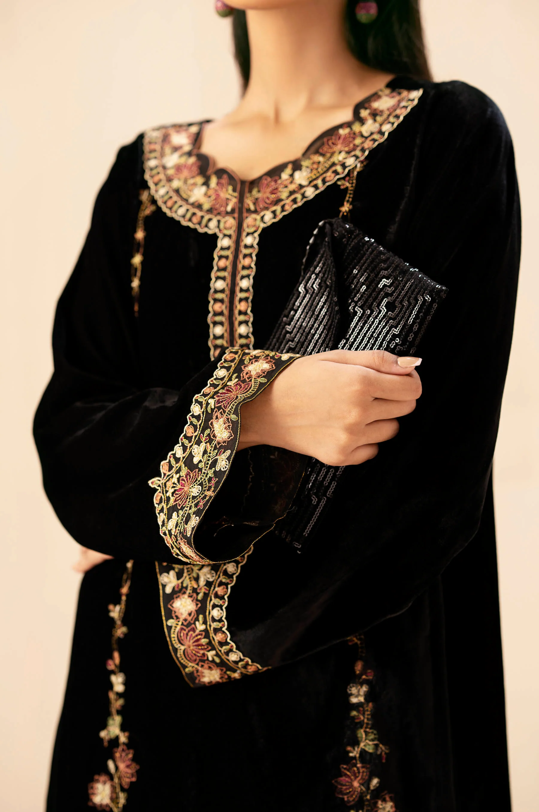 STITCHED EMBROIDERED SHIRT BOTTOM - Image 2