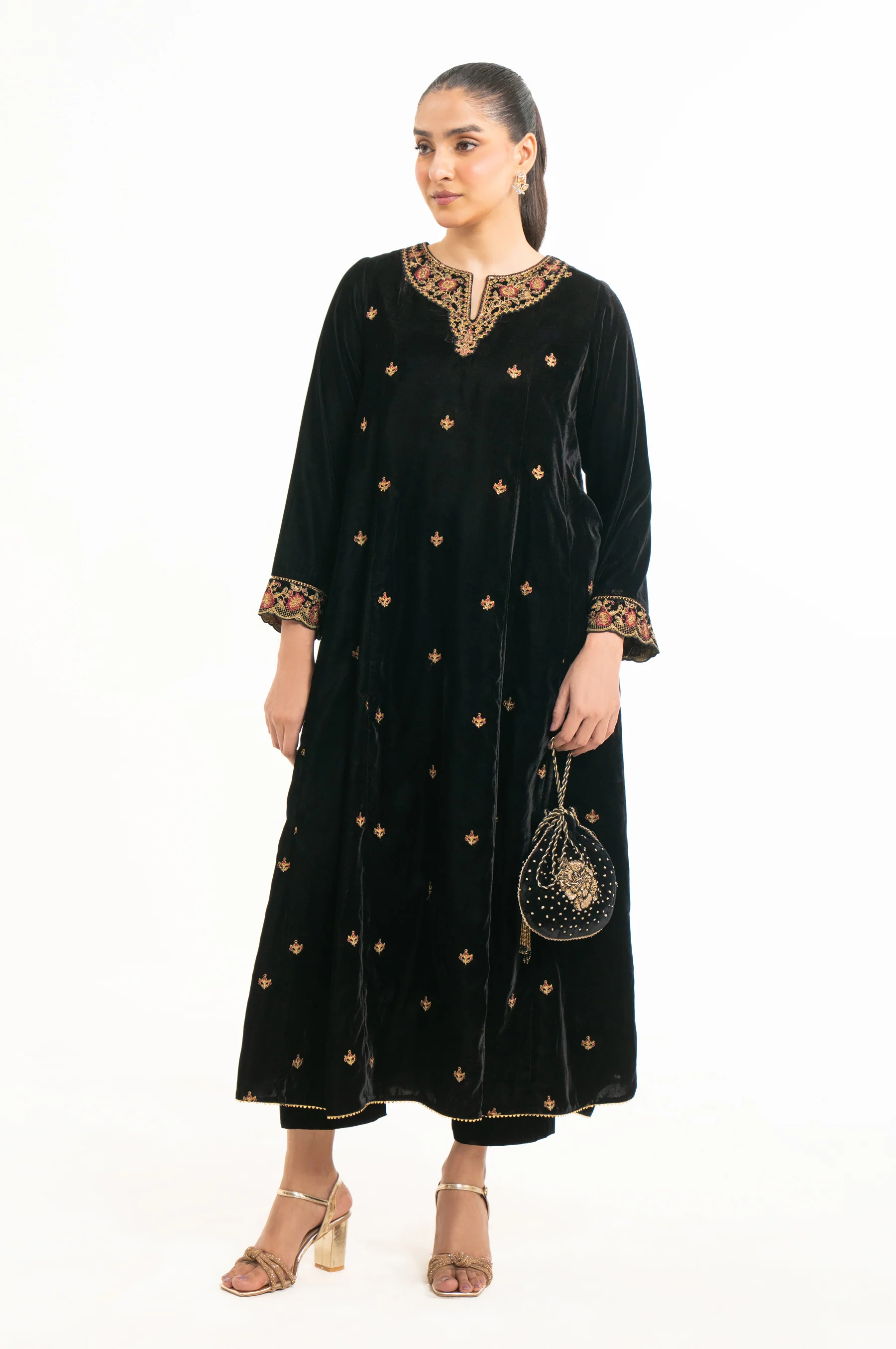 EMBROIDERED VELVET SHIRT & BOTTOM