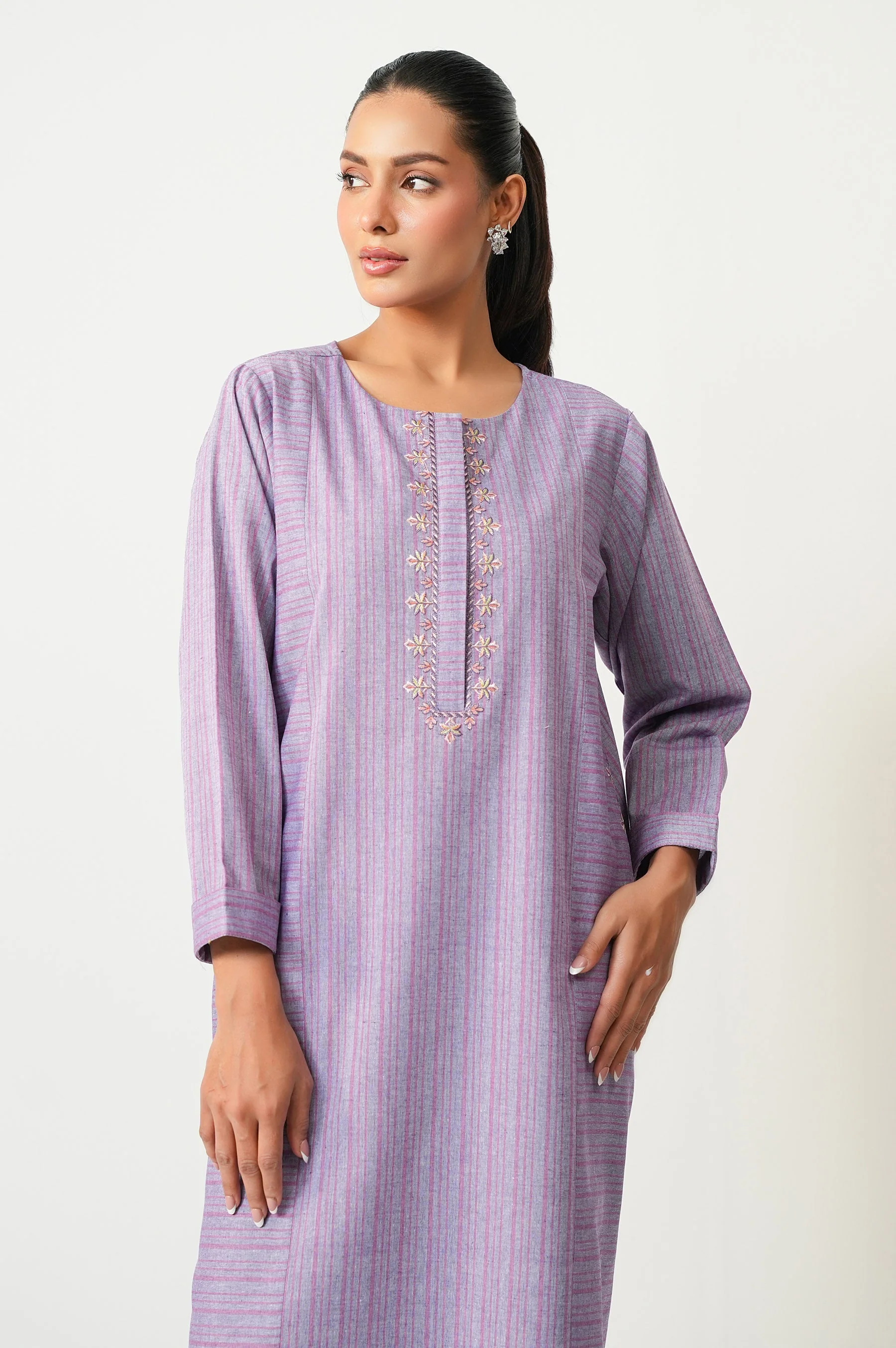 STITCHED EMBROIDERED YARN DYED SHIRT BOTTOM (FACTORY E-OUTLET) - Image 6