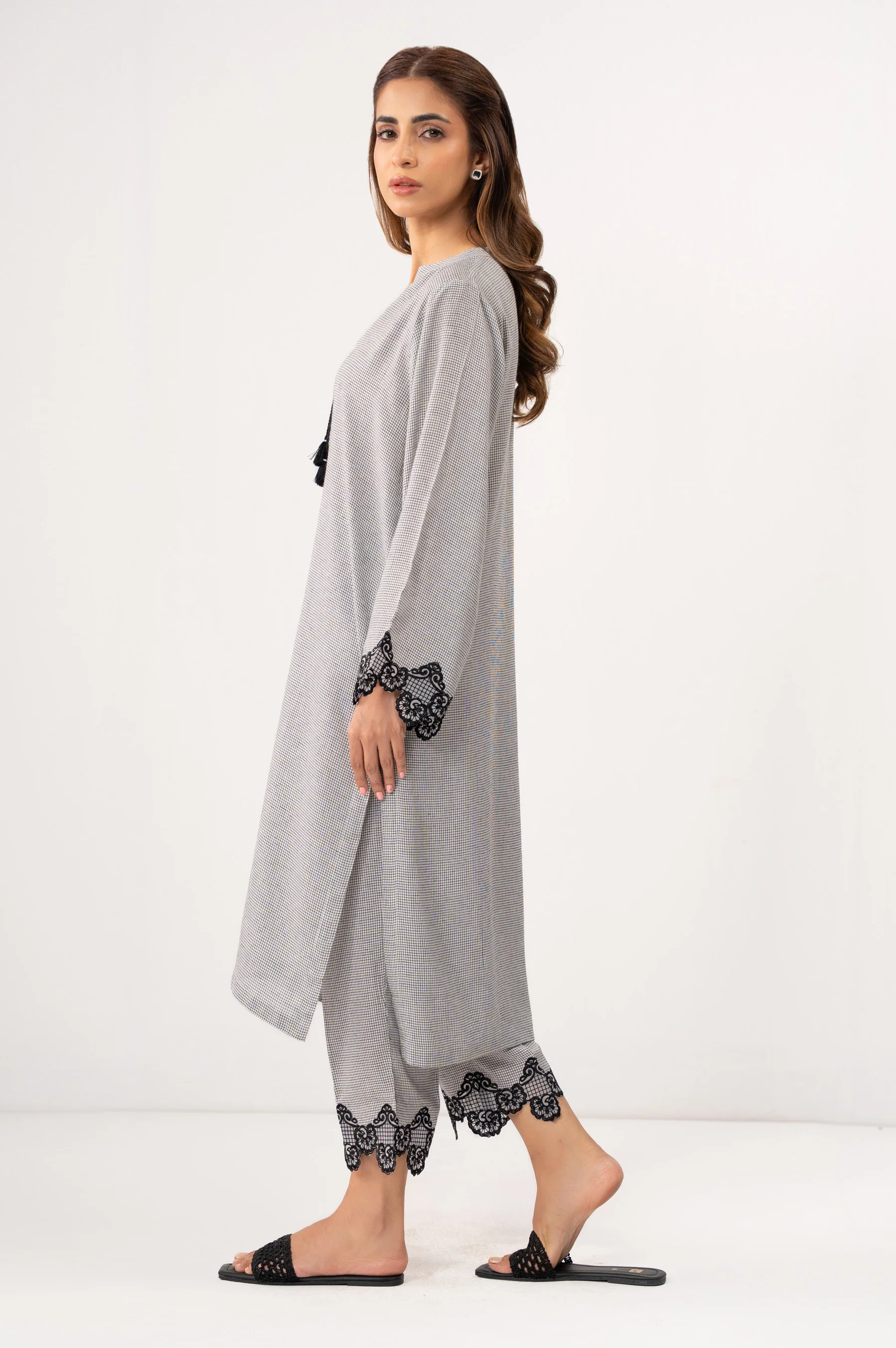 Stitched 2 Piece Embroidered Yarn Dyed Suit - Image 4