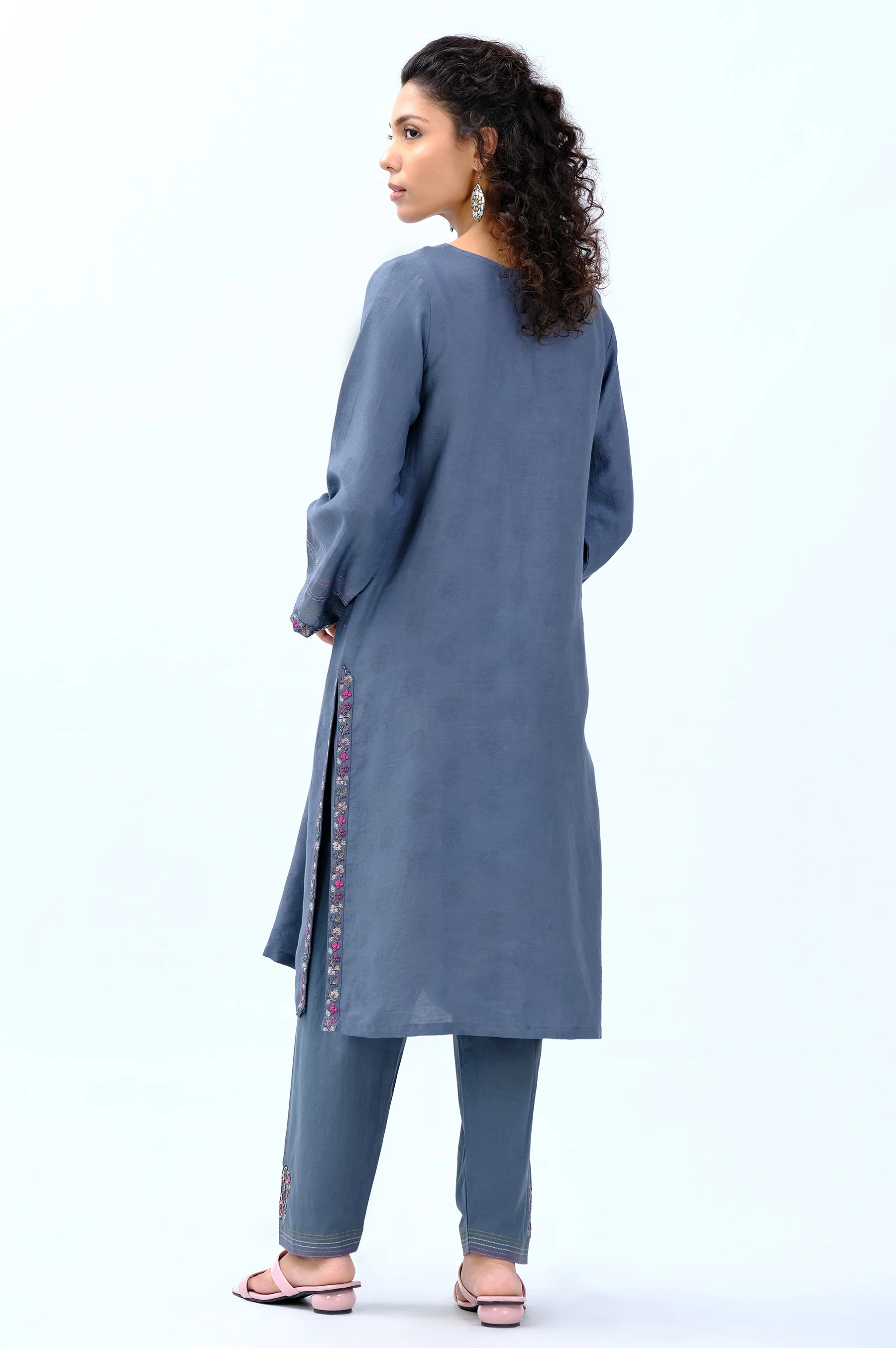 Stitched 2 Piece Satin Jacquard Suit - Image 3