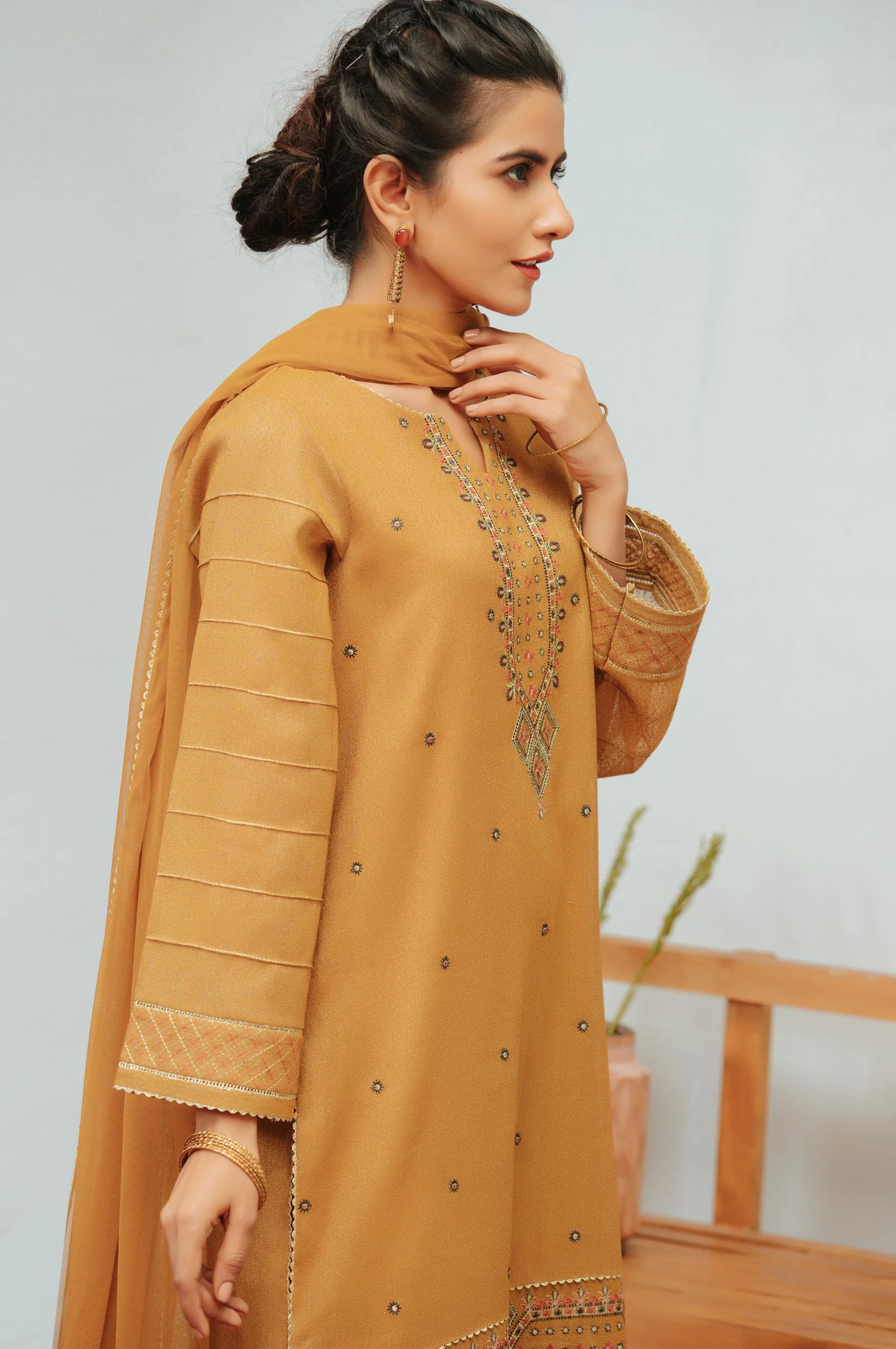 Stitched 2 Piece Karandi Maysori Embroidered Suit - Image 5