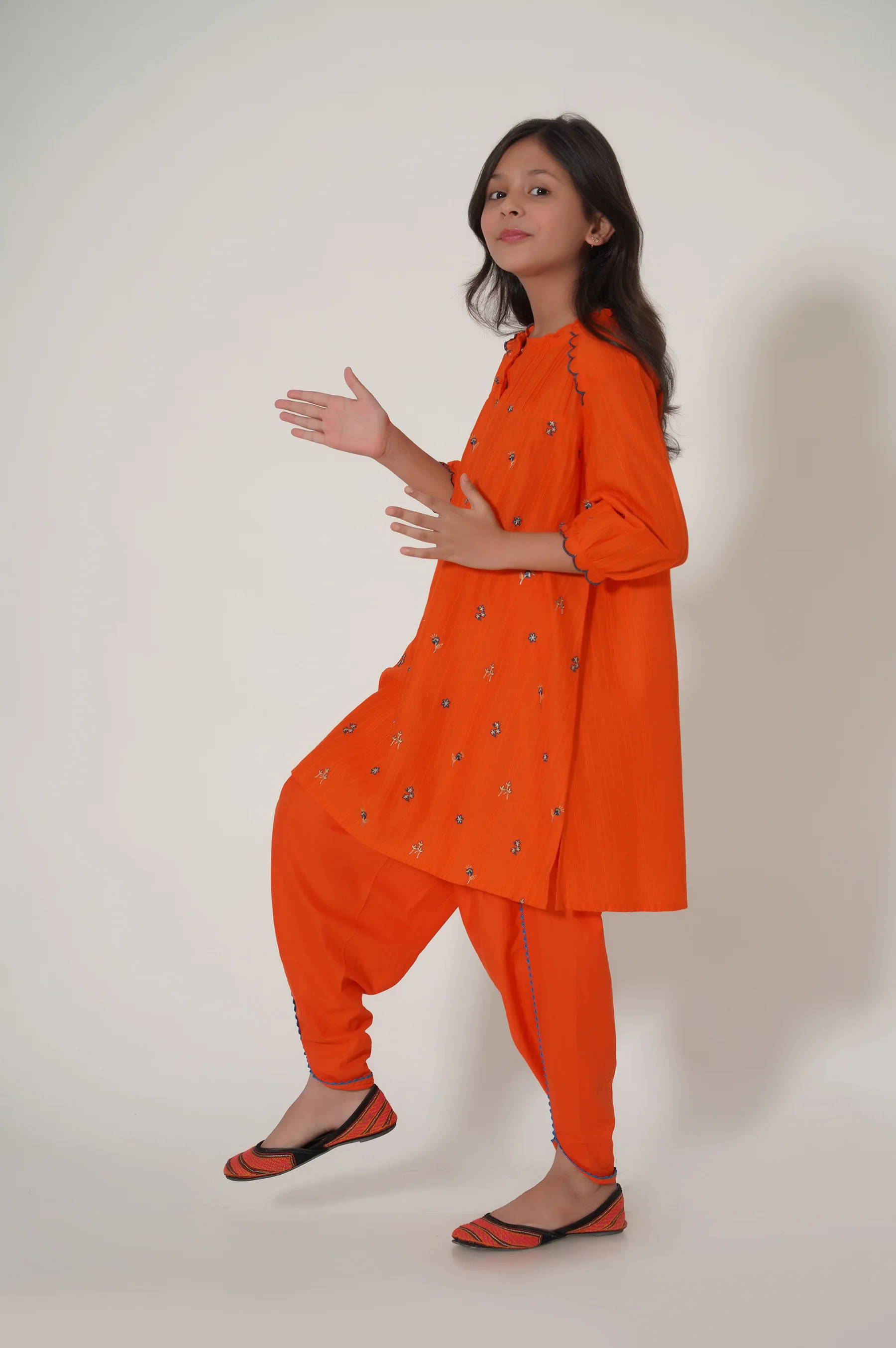 Stitched 2 Piece Embroidered Doria Checks Suit - Image 3