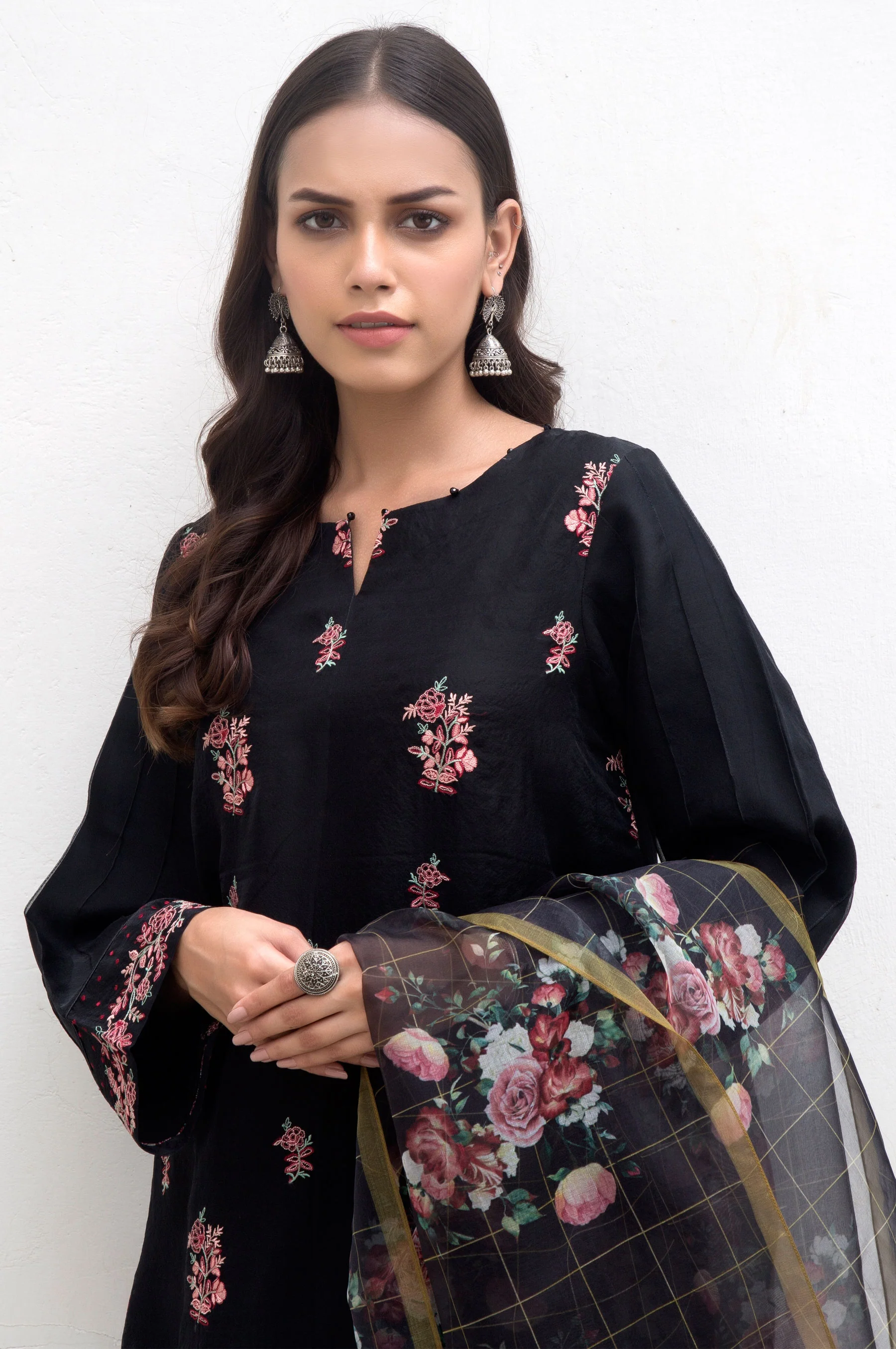 Stitched 2 Piece Organza Embroidered Suit - Image 3