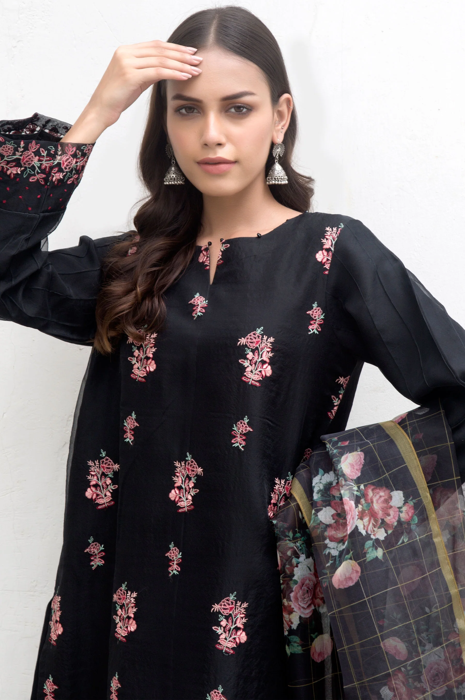 Stitched 2 Piece Organza Embroidered Suit - Image 4