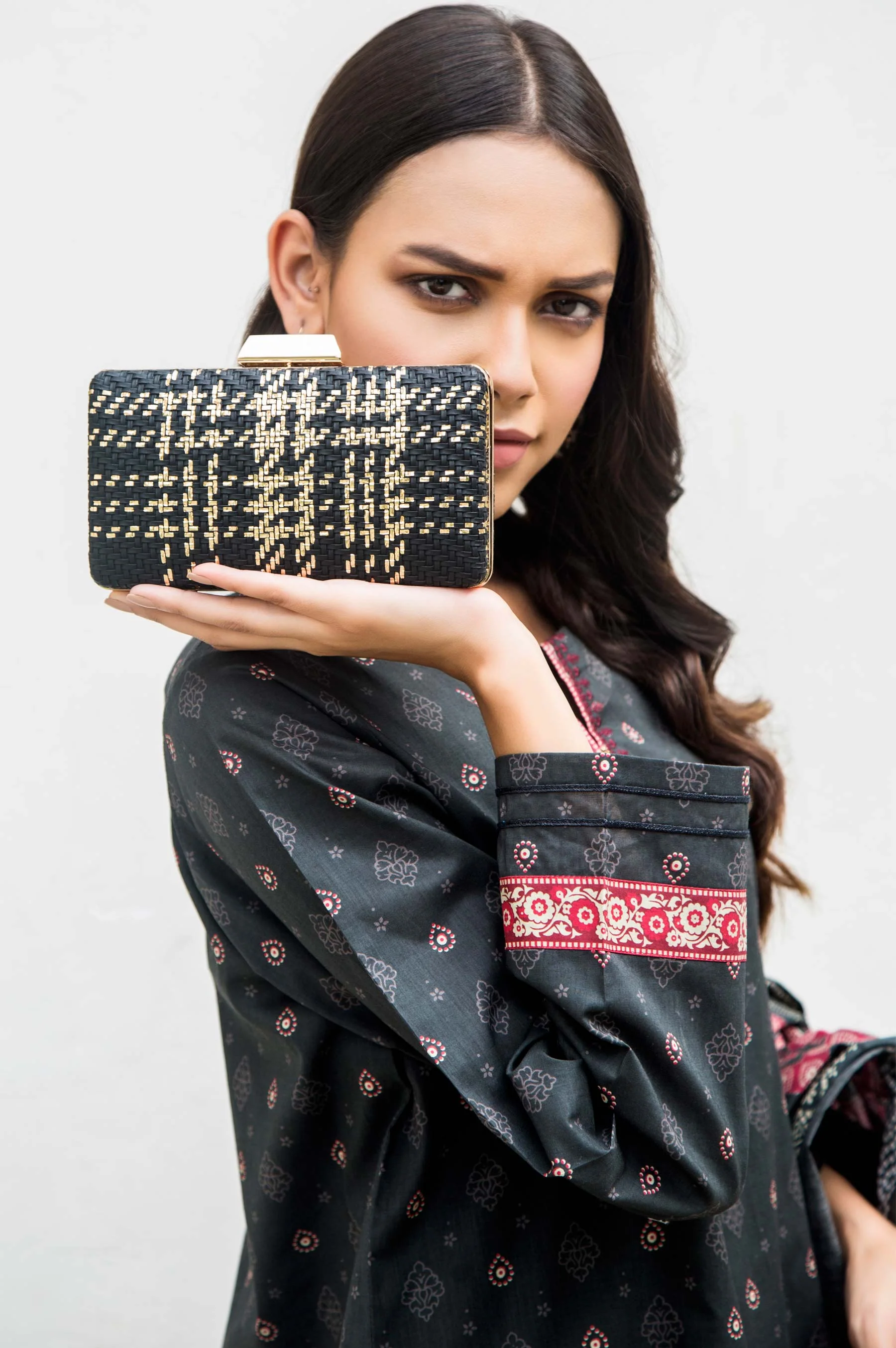 Stitched 2 Piece Printed Cambric Suit - Image 4