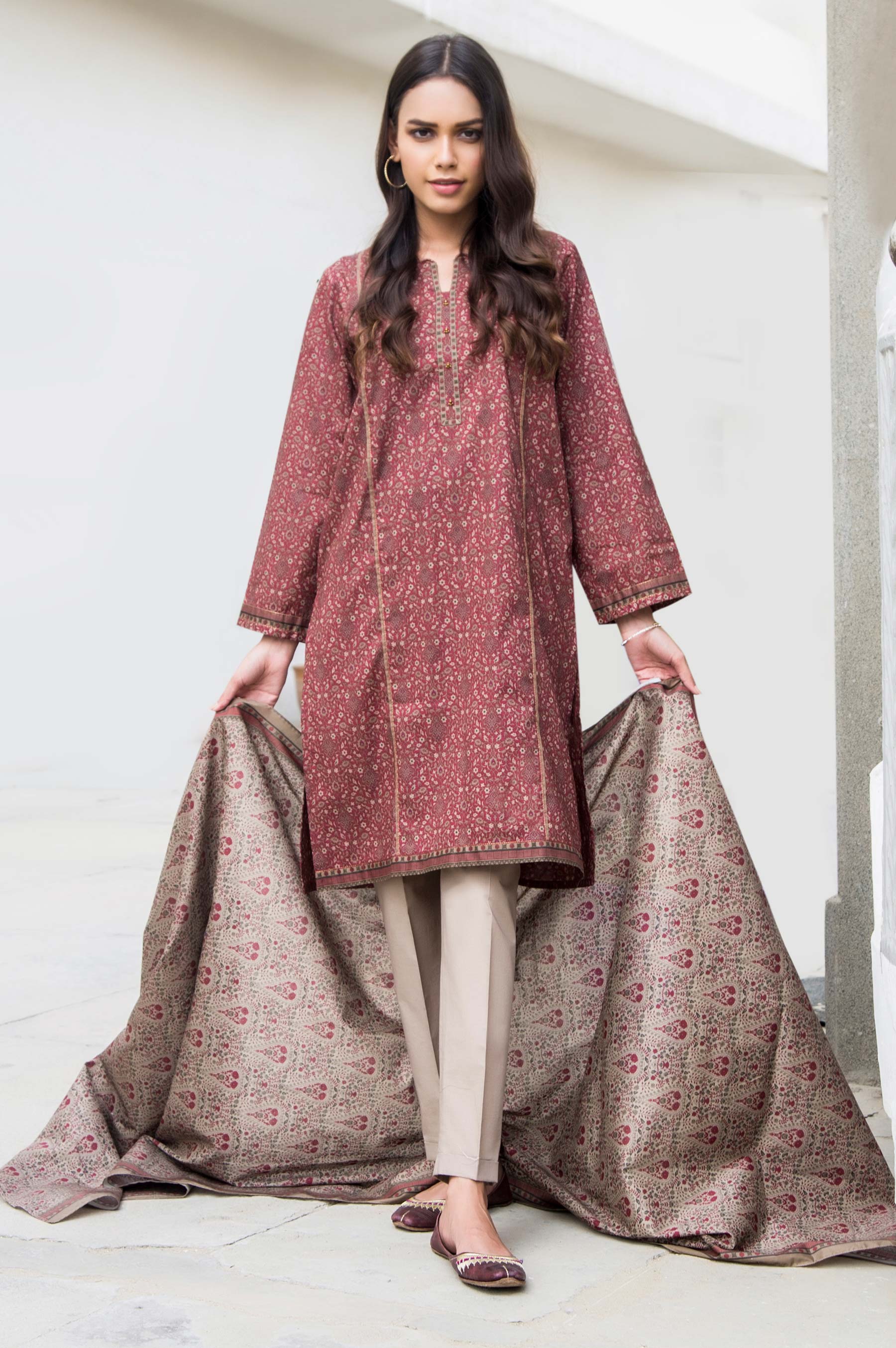 Stitched 2 Piece Printed Cambric Suit - Image 4