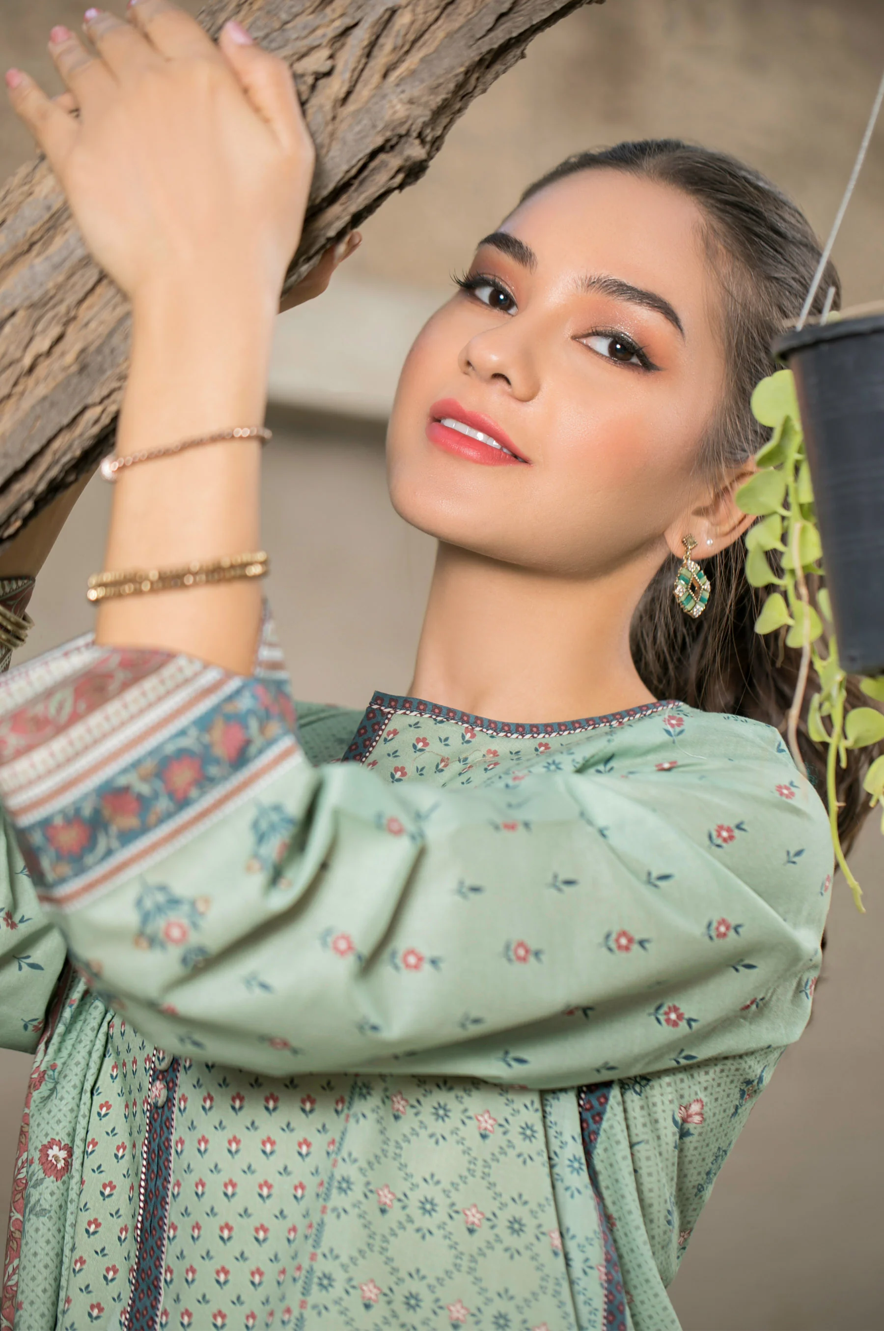Stitched 2 Piece Printed Cambric Suit - Image 4