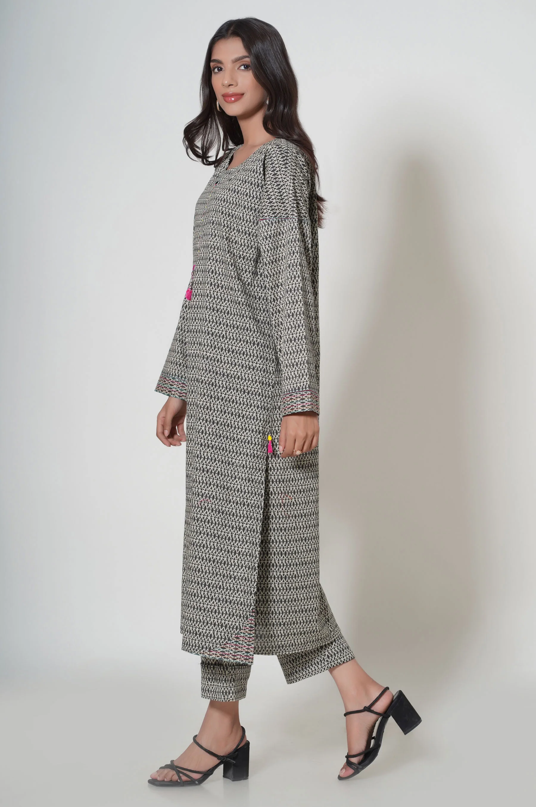 Stitched 2 Piece Printed Cambric Suit - Image 4