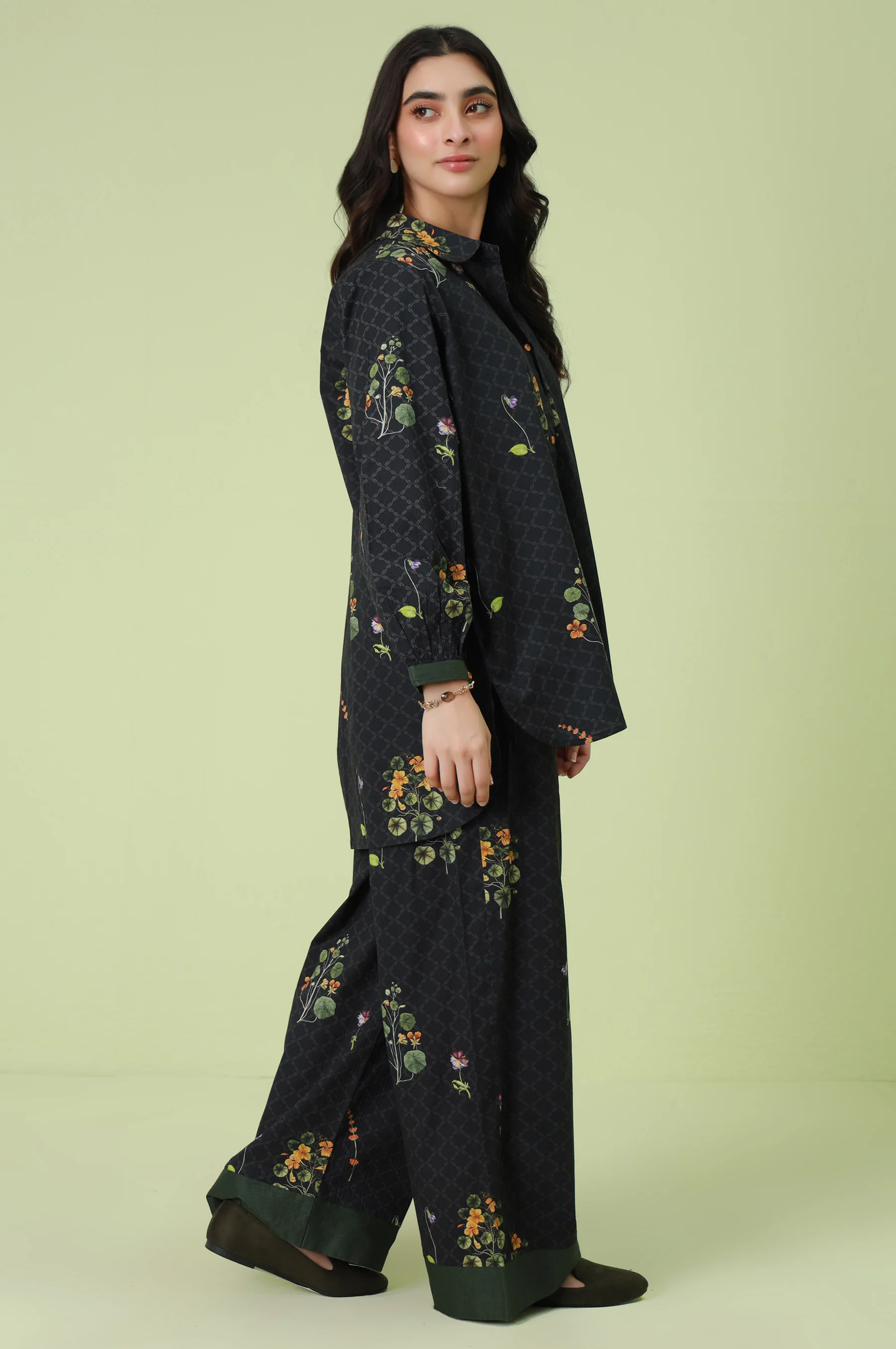 Stitched 2 Piece Digital Printed Ripple Crinkle Co-Ord Set - Image 2