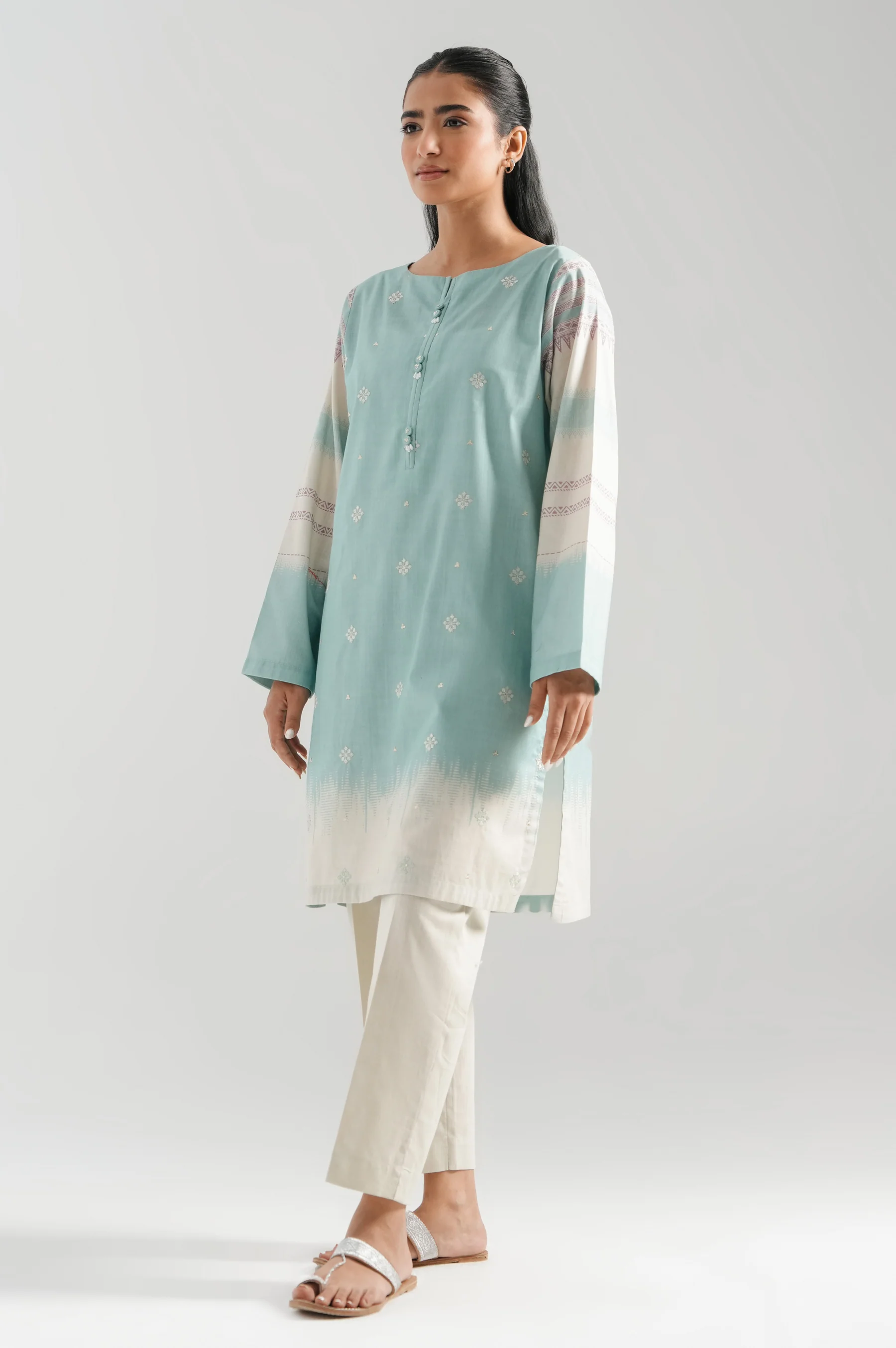 STITCHED EMBROIDERED BOTH SIDE SLUB SHIRT BOTTOM - Image 4