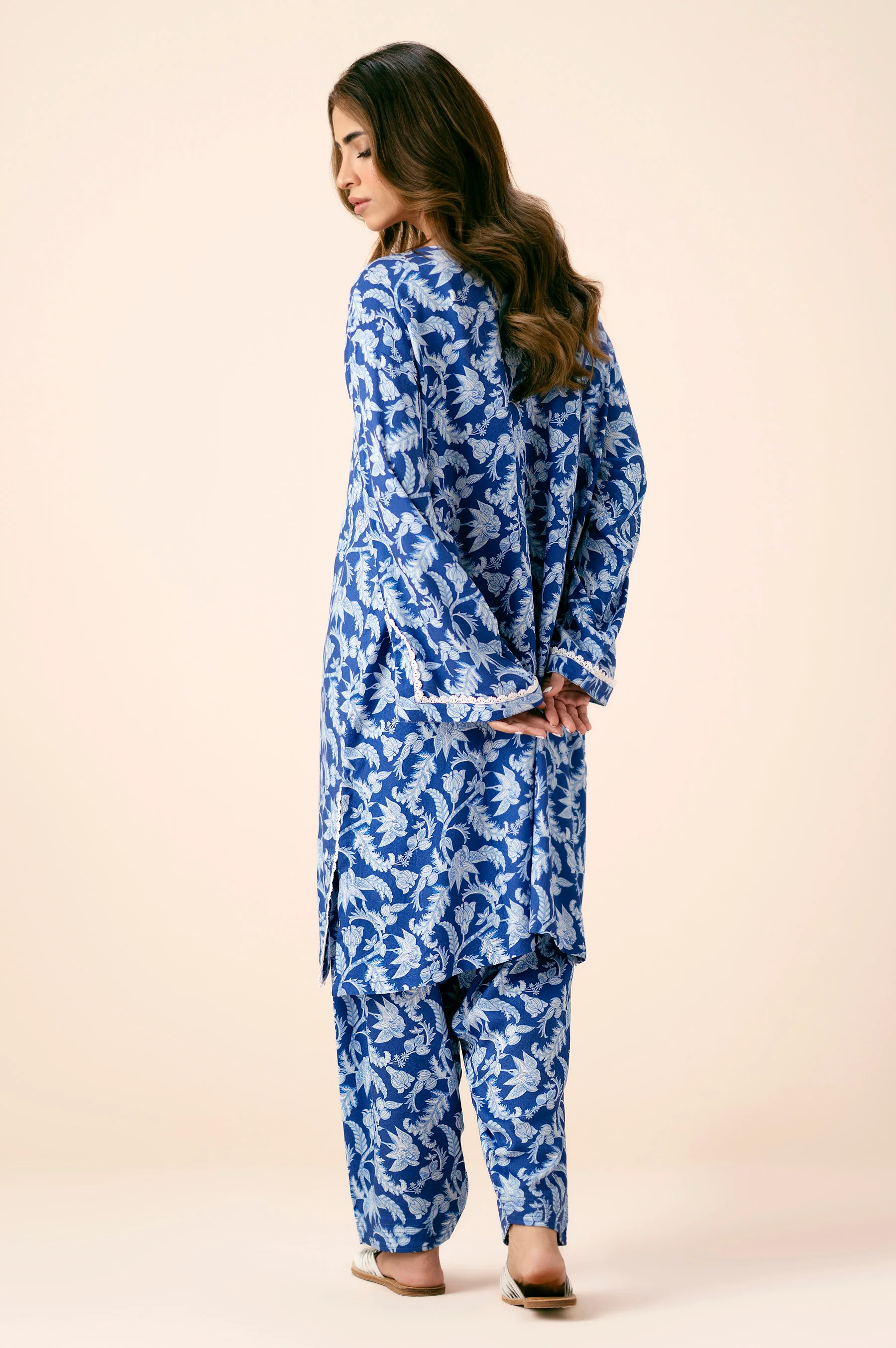 STITCHED EMBROIDERED SHIRT BOTTOM - Image 4