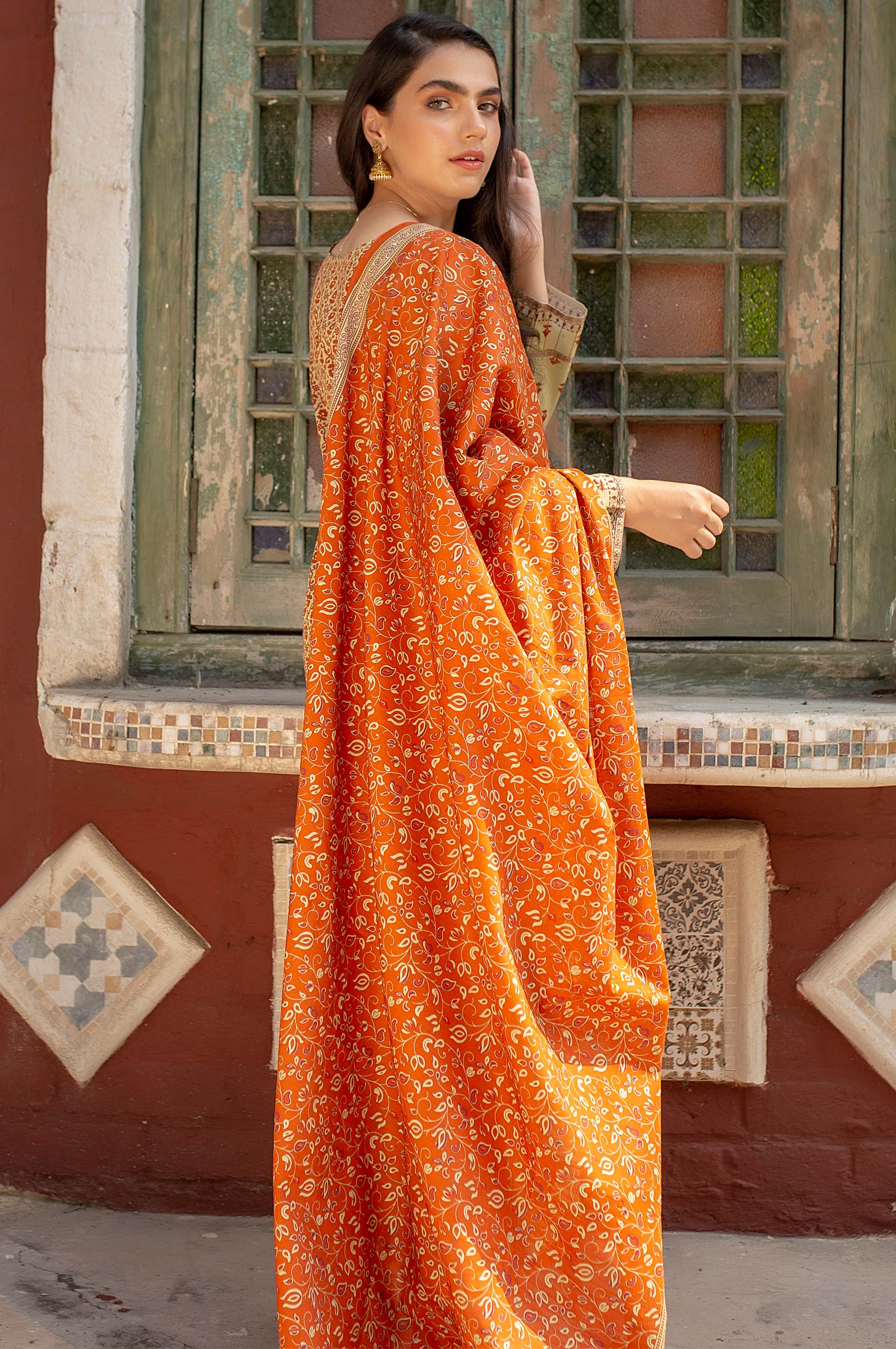 Stitched 2 Piece Printed Khaddar Suit - Image 3