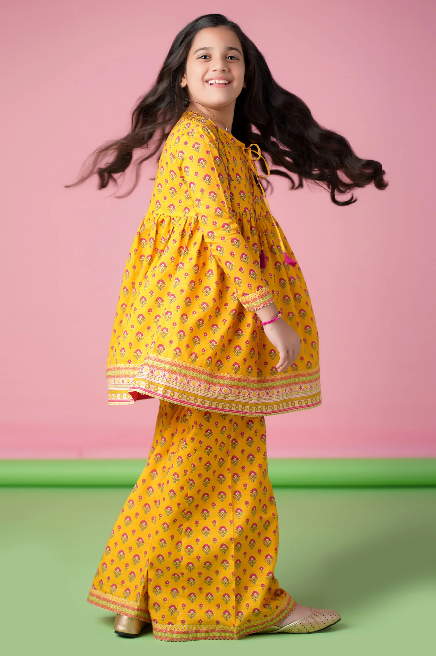 Stitched 2 Piece Printed Khaddar Suit - Image 2