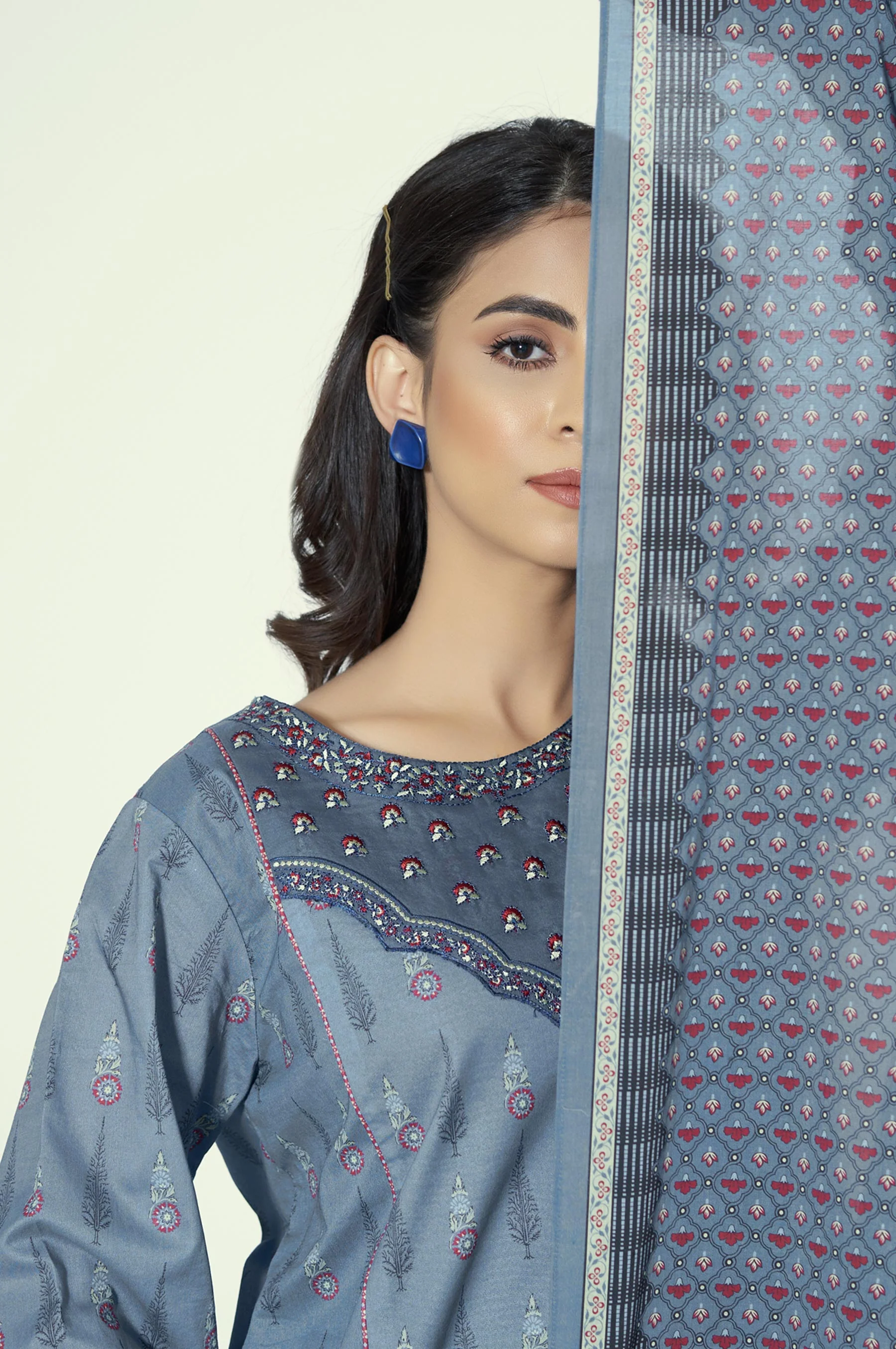 Stitched 2 Piece Printed Lawn Suit - Image 4