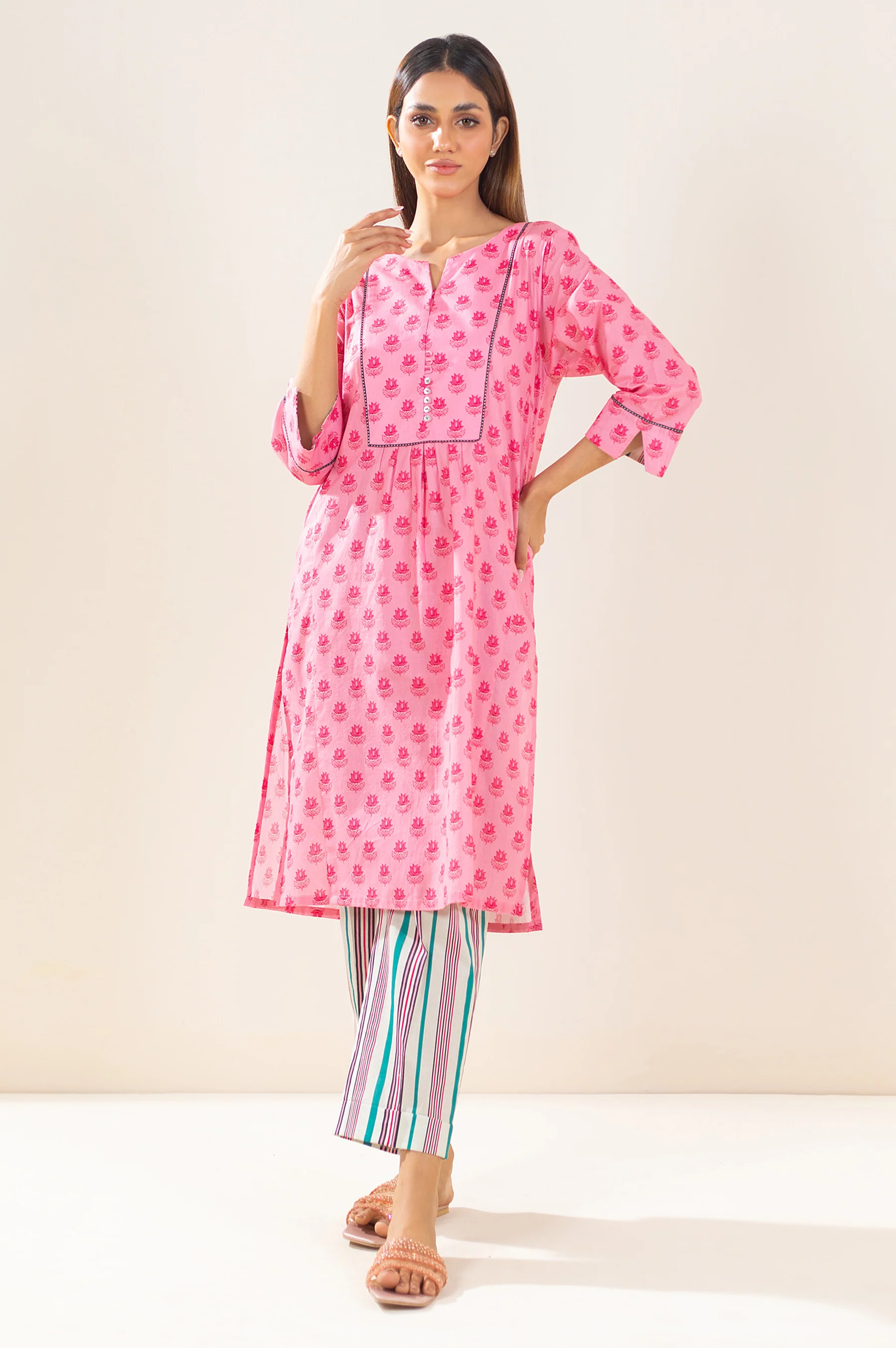 Stitched 2 Piece Printed Lawn Suit - Image 4