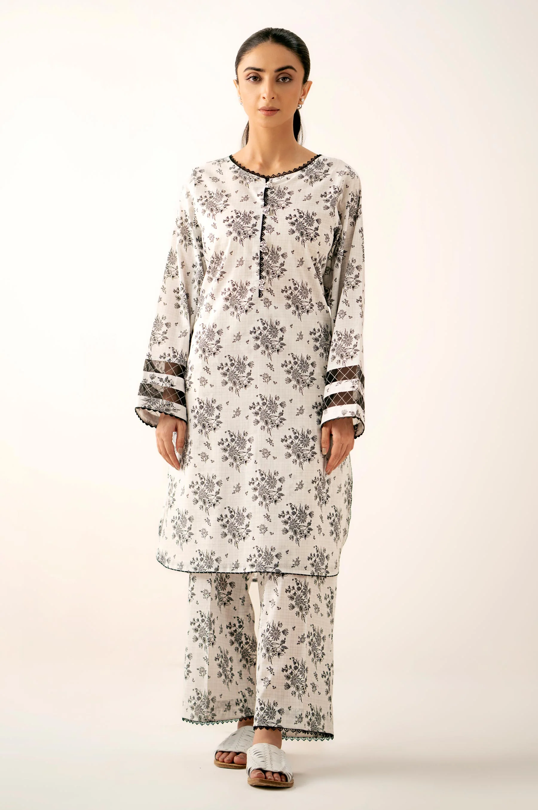 Stitched 2 Piece Printed Lawn Suit - Image 4