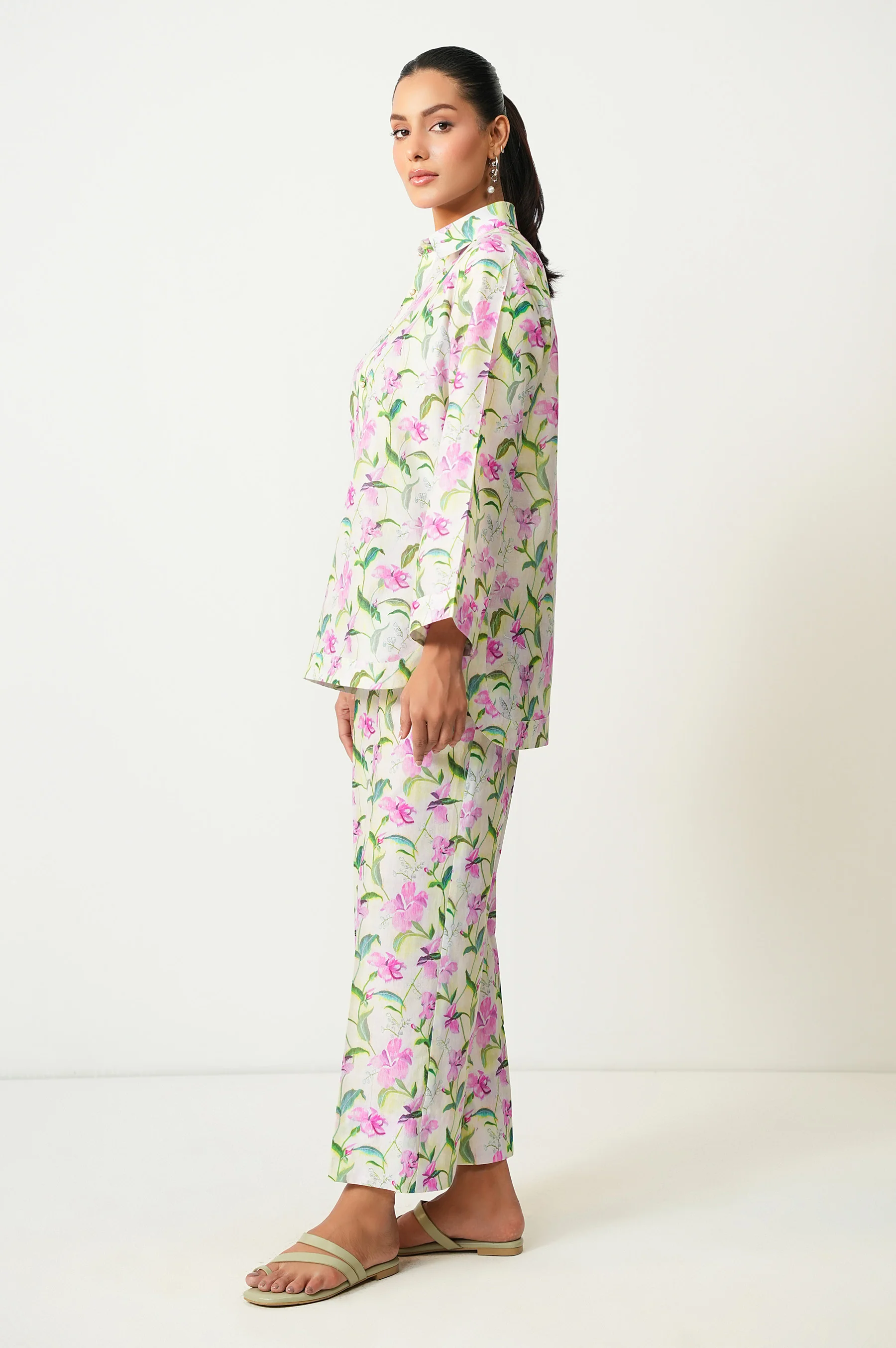 Stitched 2 Piece Digital Printed Lawn Suit - Image 4