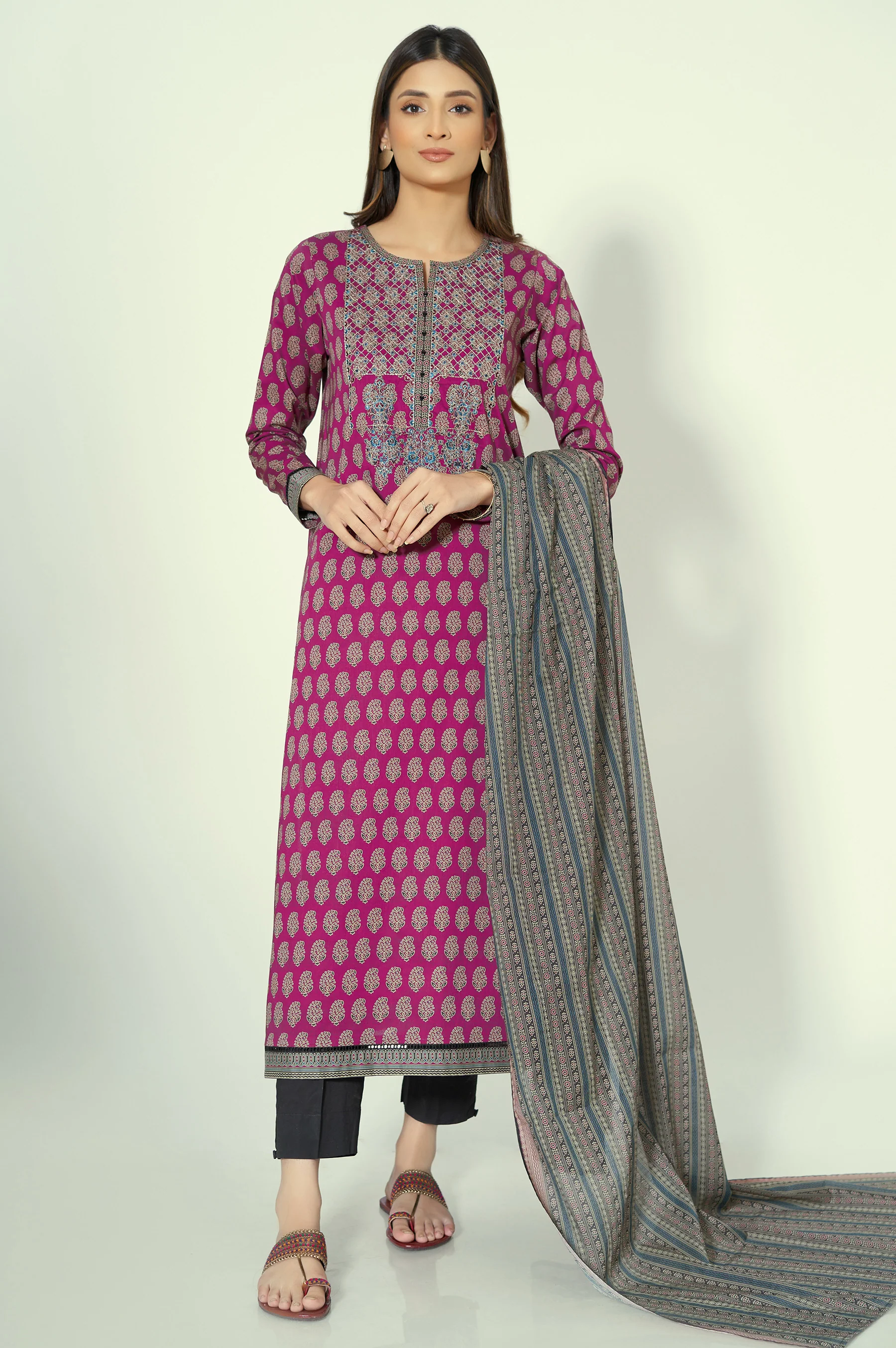 Stitched 2 Piece Printed Lawn Suit - Image 4