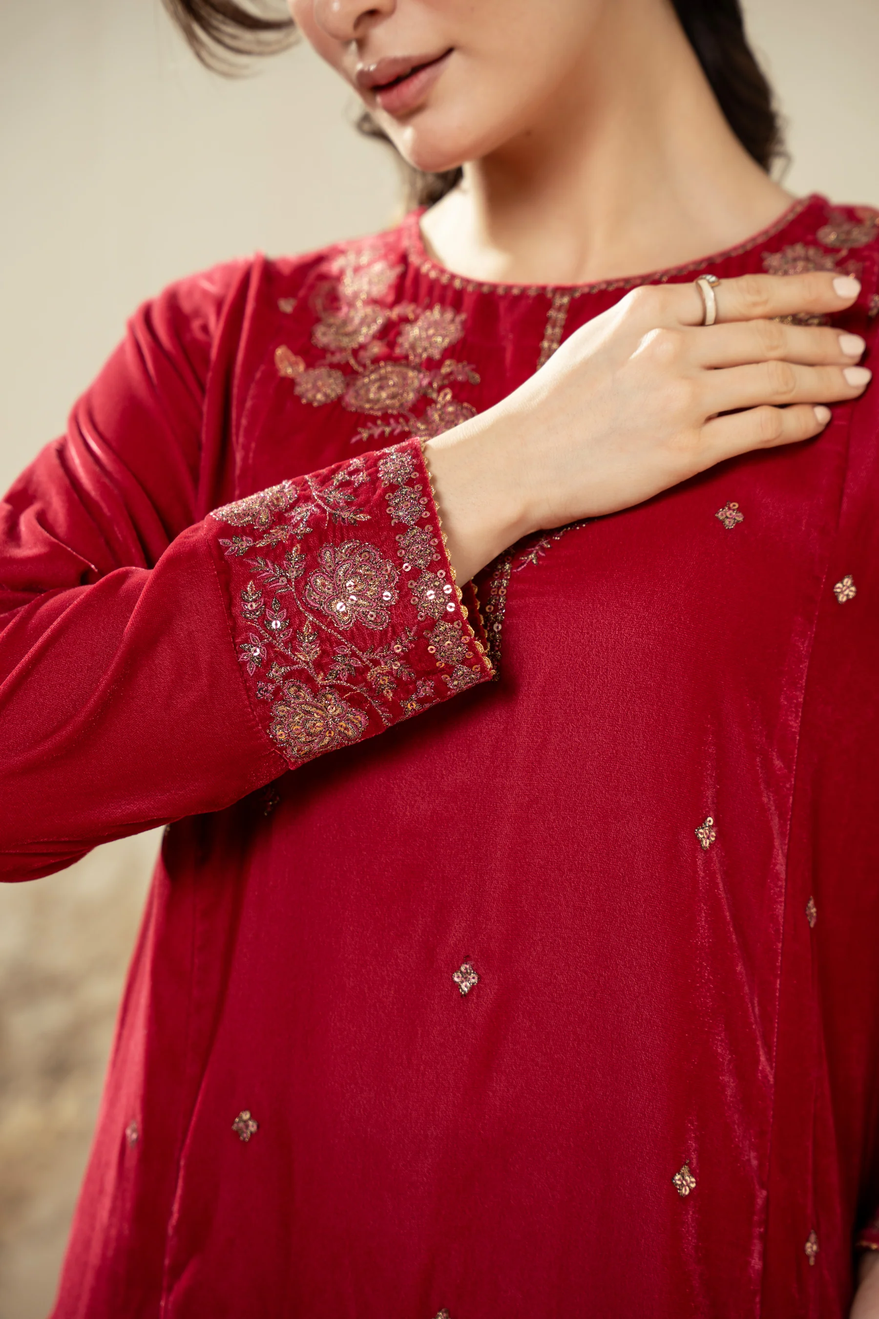 EMBROIDERED VELVET SHIRT BOTTOM - Image 2