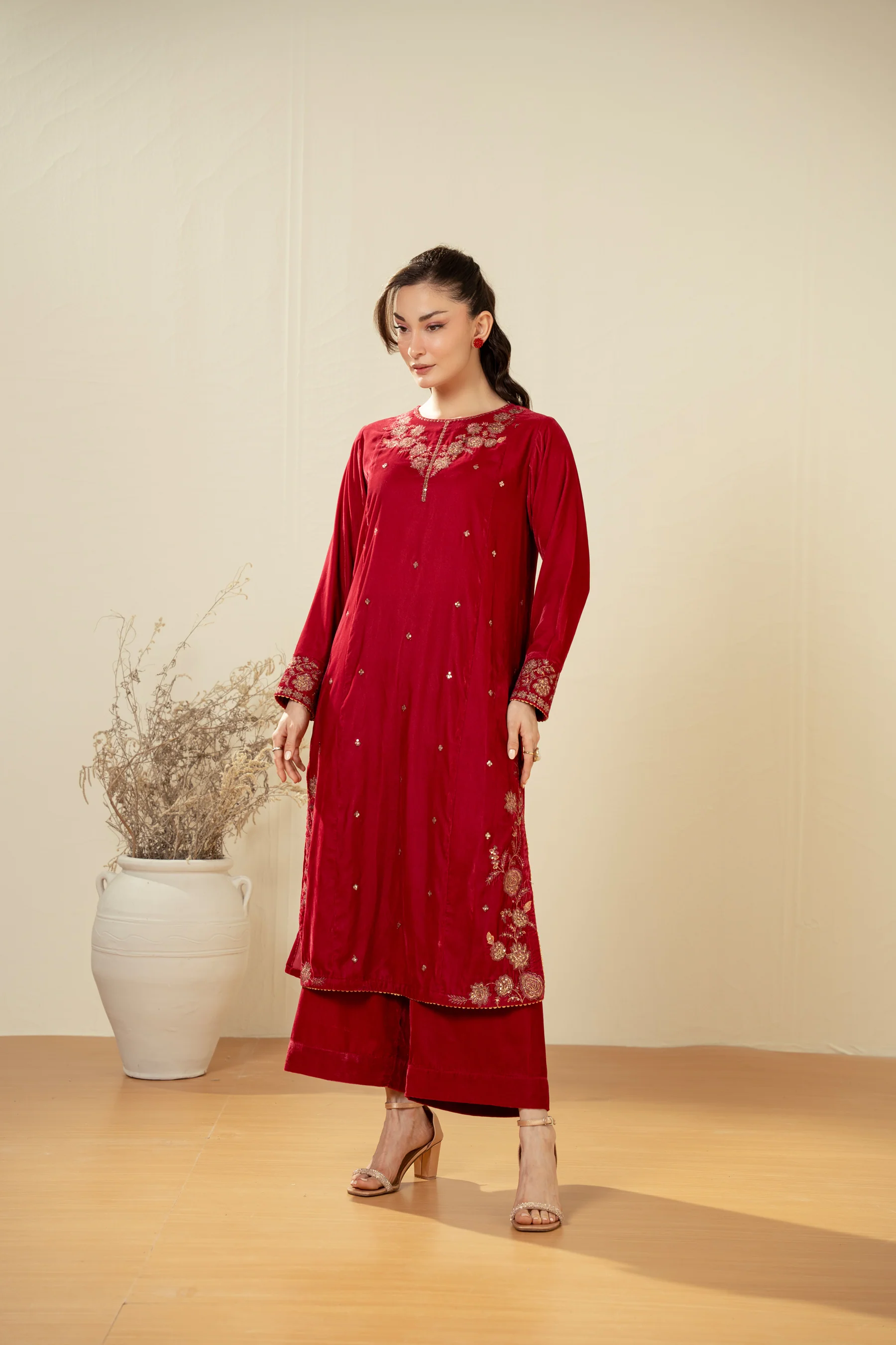 EMBROIDERED VELVET SHIRT BOTTOM - Image 5