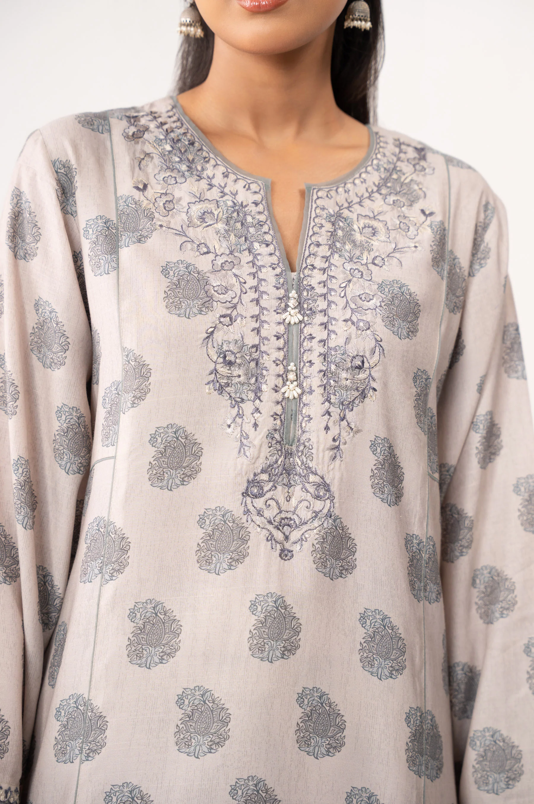 PRINTED RAW SILK STITCHED SHIRT BOTTOM - Image 2