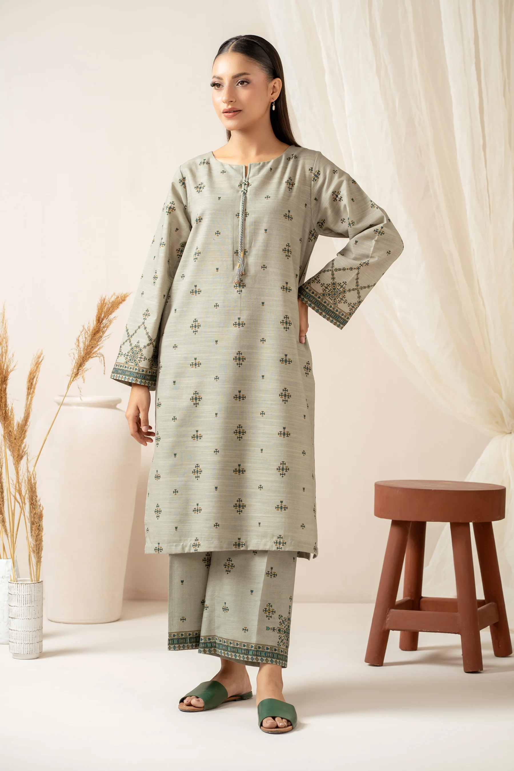 STITCHED PRINTED SHIRT BOTTOM