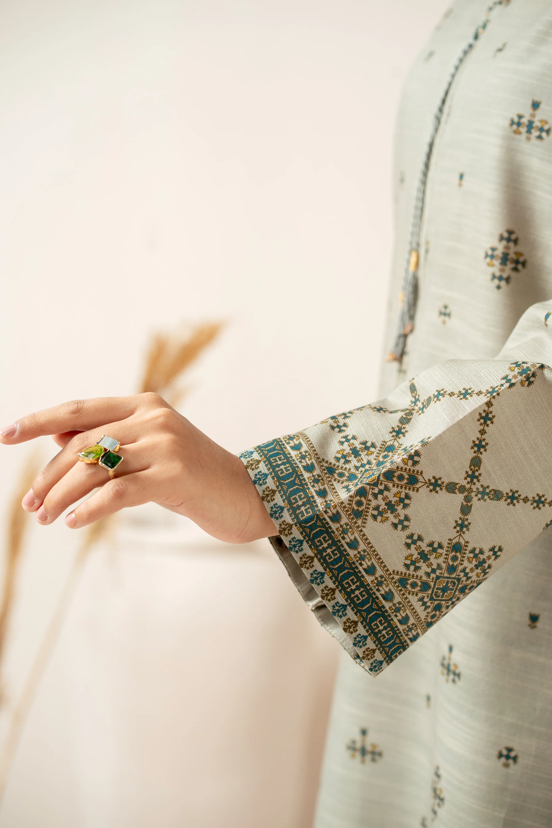 STITCHED PRINTED SHIRT BOTTOM - Image 3