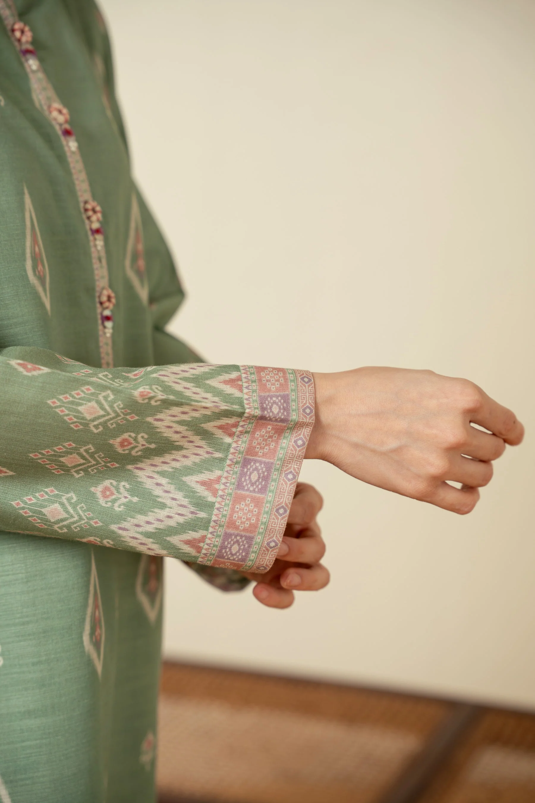 STITCHED PRINTED SHIRT BOTTOM (FACTORY E-OUTLET) - Image 5