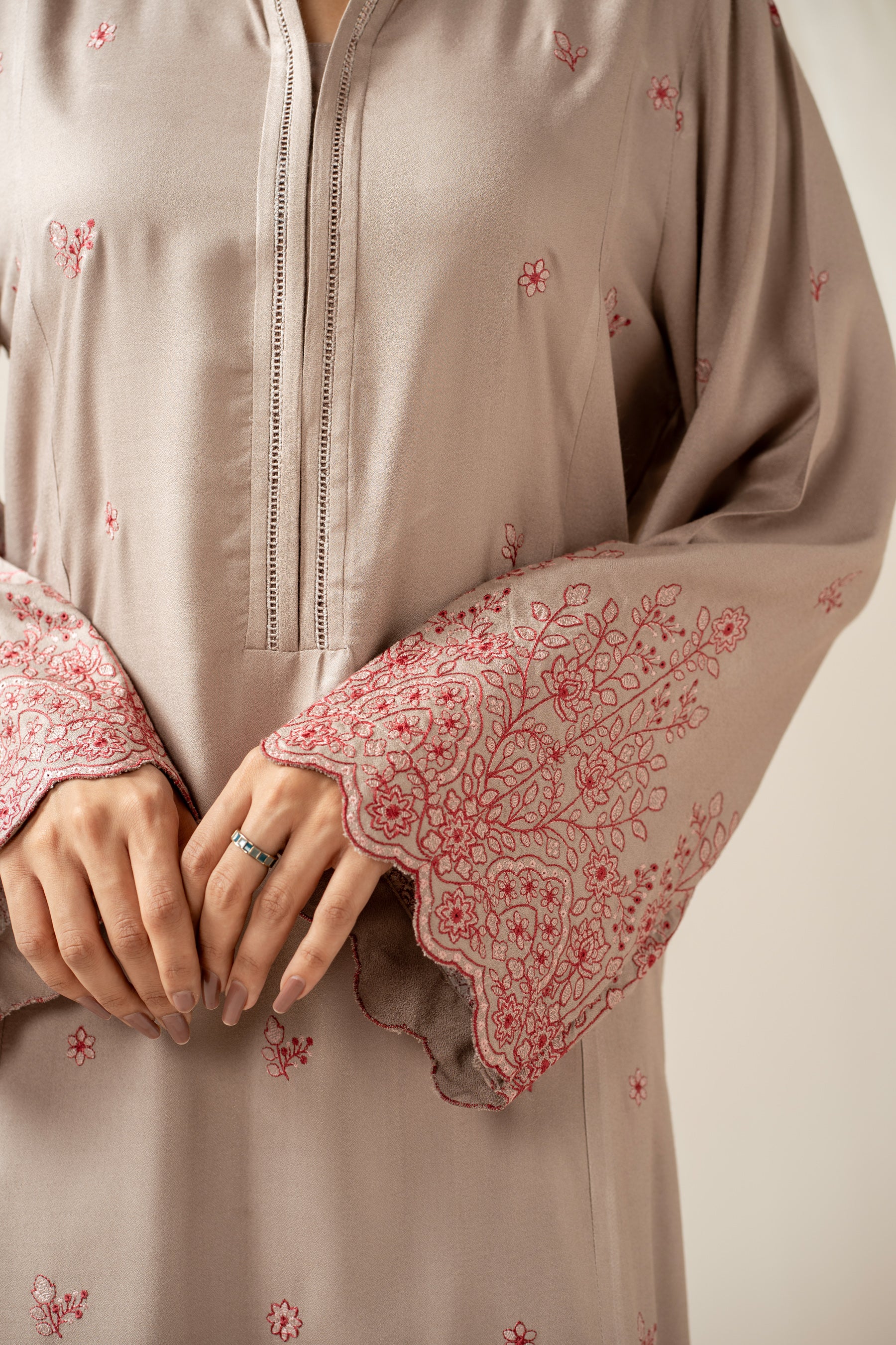 STITCHED EMBROIDERED SHIRT BOTTOM - Image 2