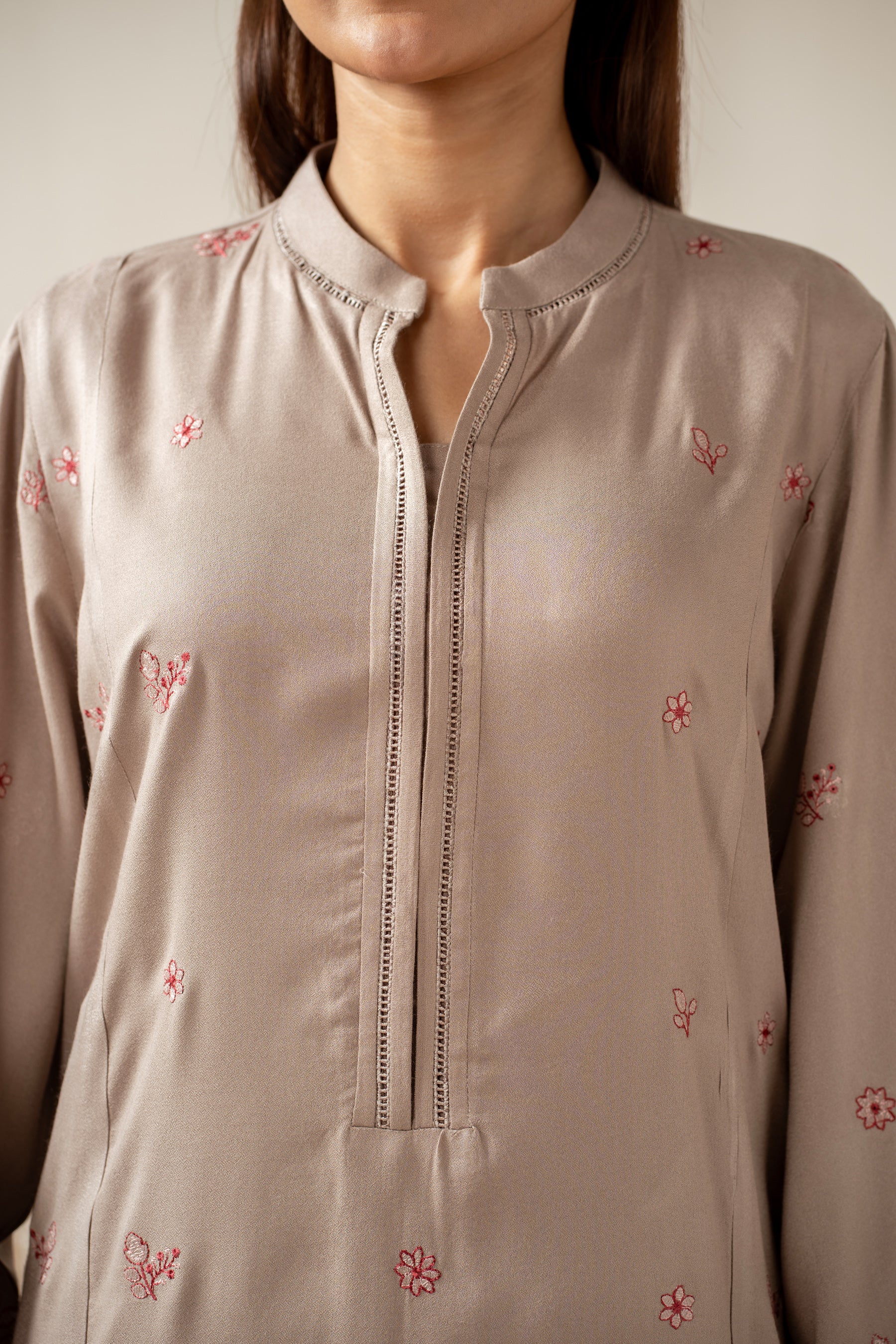 STITCHED EMBROIDERED SHIRT BOTTOM - Image 3