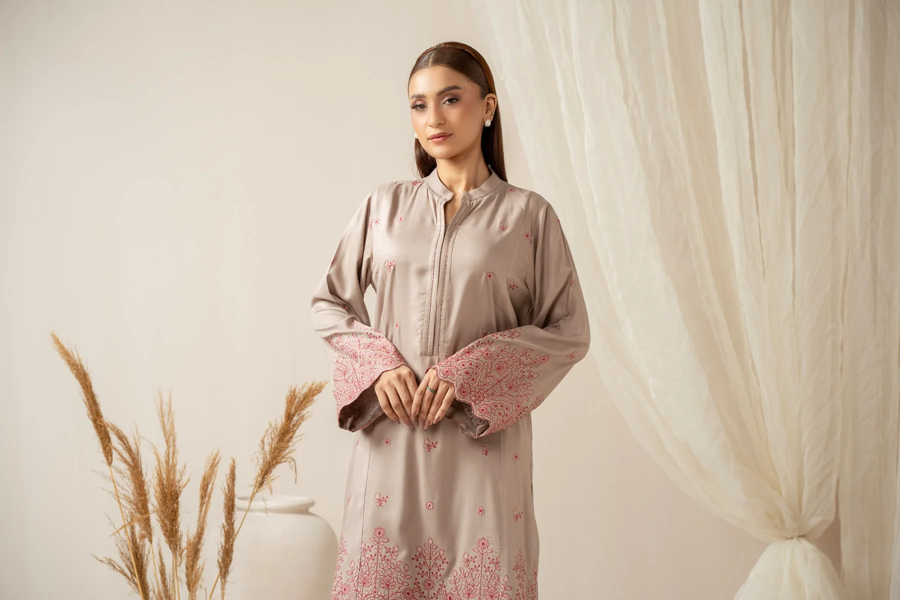 STITCHED EMBROIDERED SHIRT BOTTOM - Image 4