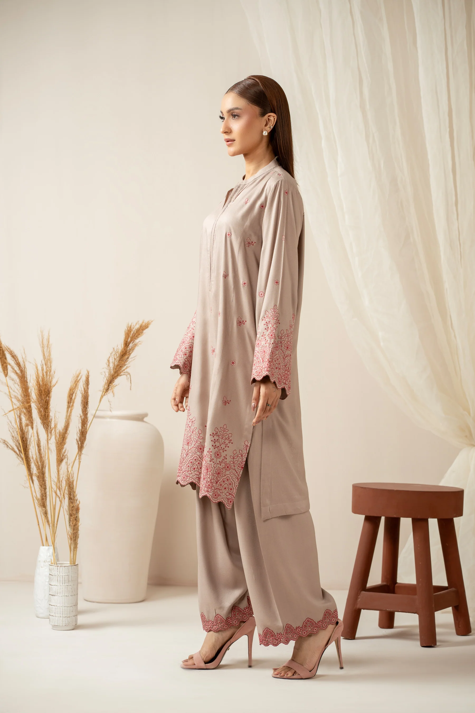 STITCHED EMBROIDERED SHIRT BOTTOM - Image 6