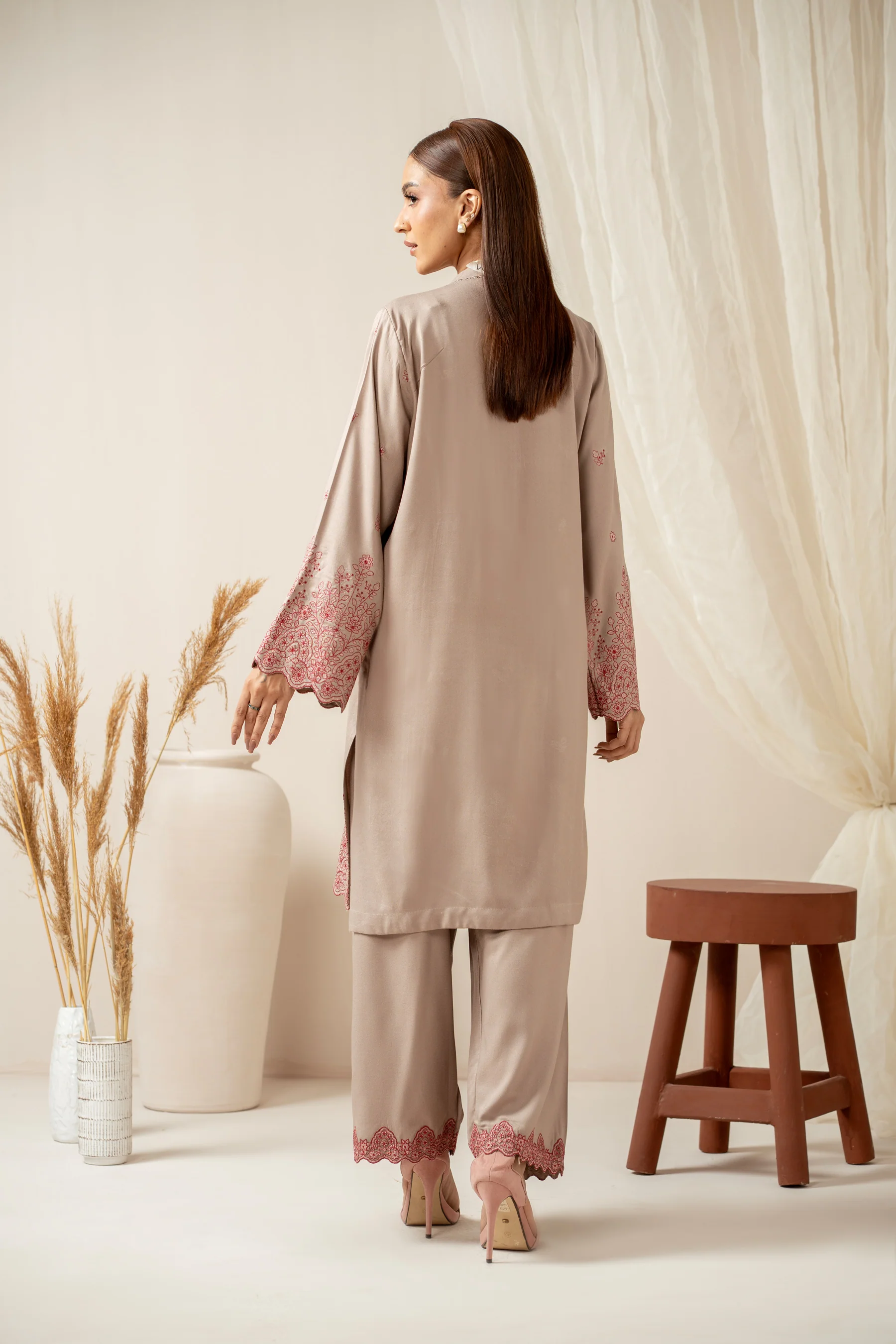 STITCHED EMBROIDERED SHIRT BOTTOM - Image 7