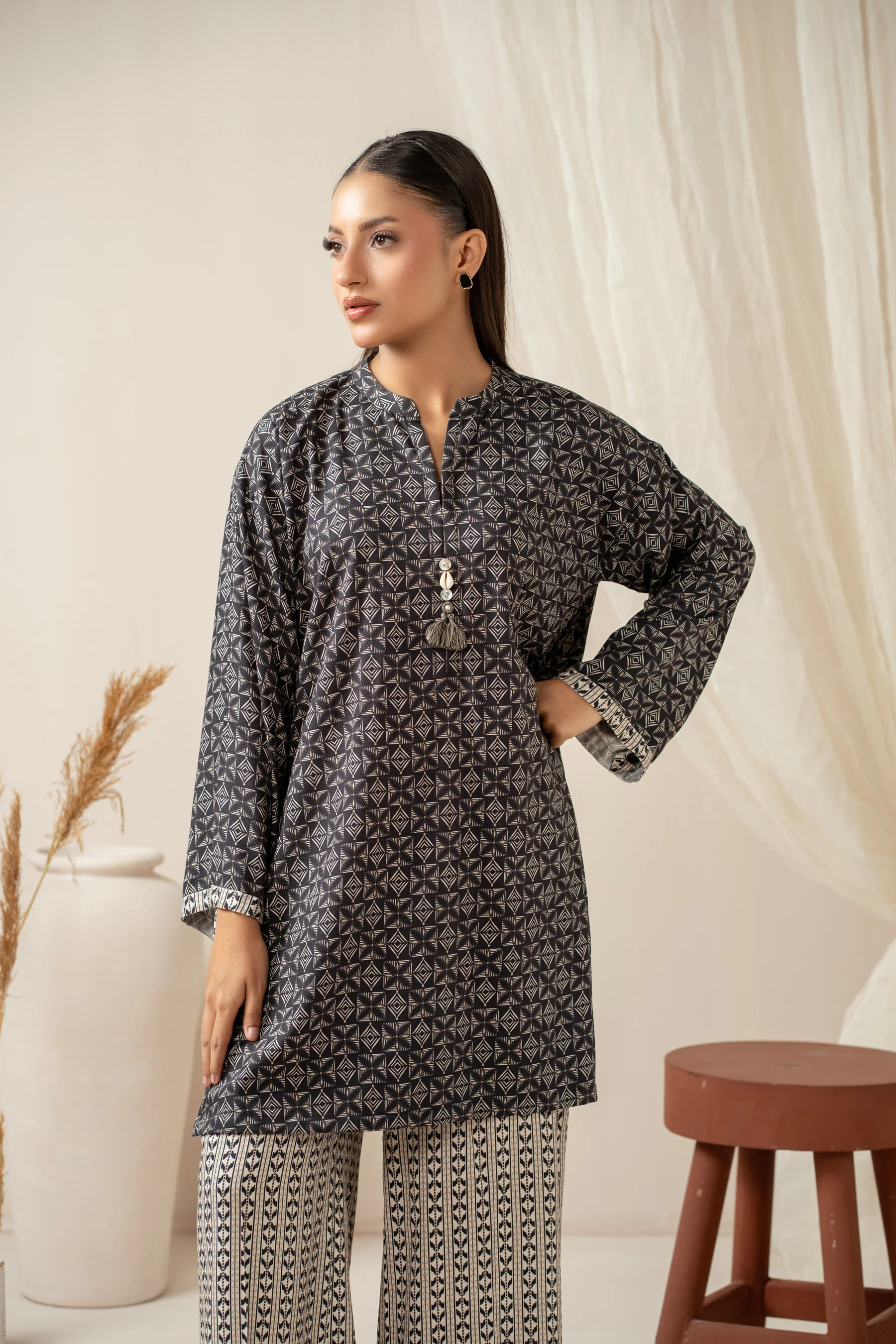 STITCHED PRINTED SHIRT BOTTOM - Image 3