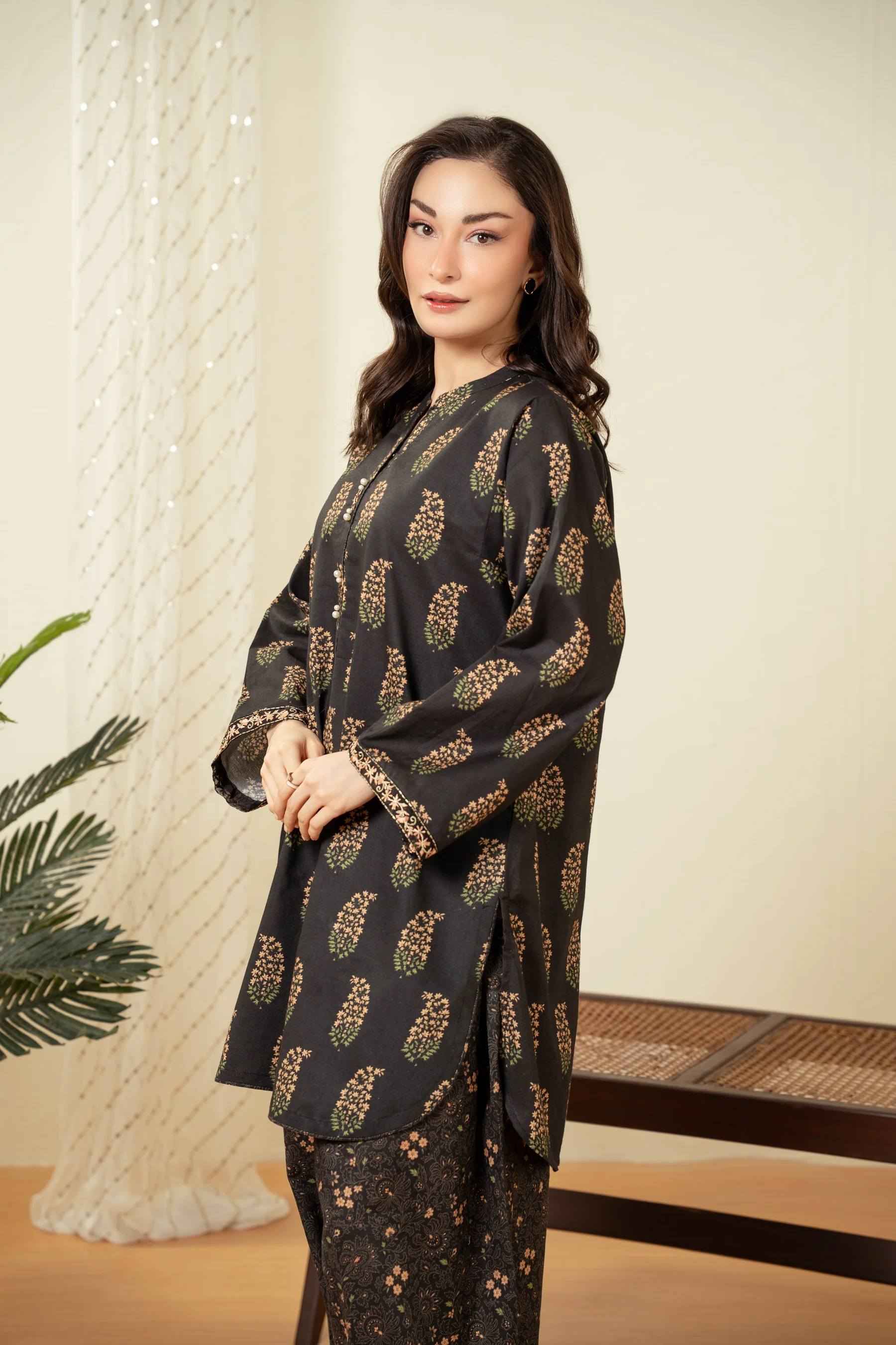 STITCHED EMBROIDERED SHIRT BOTTOM - Image 5