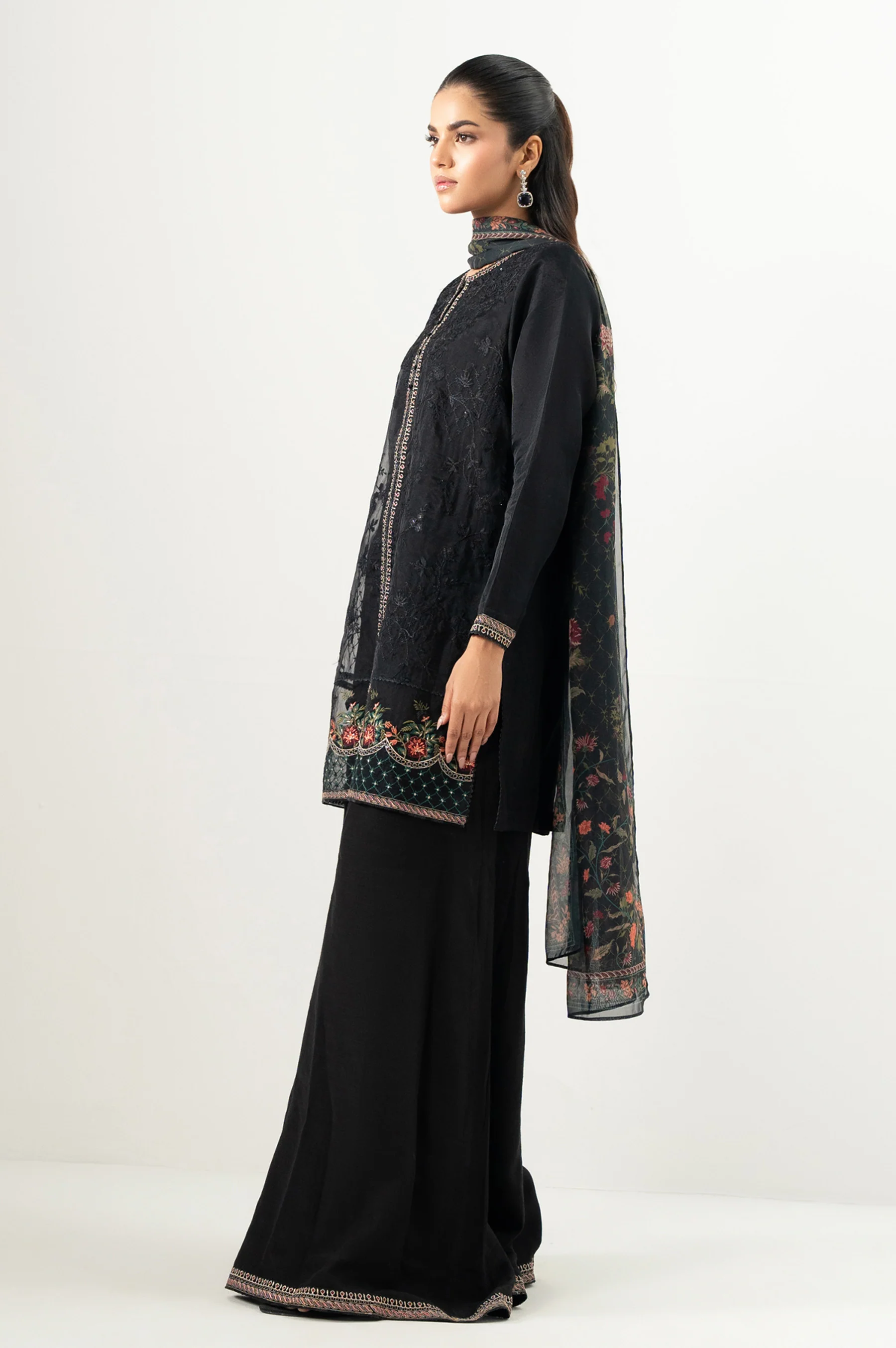 EMBROIDERED SHIRT DUPATTA SUIT - Image 4