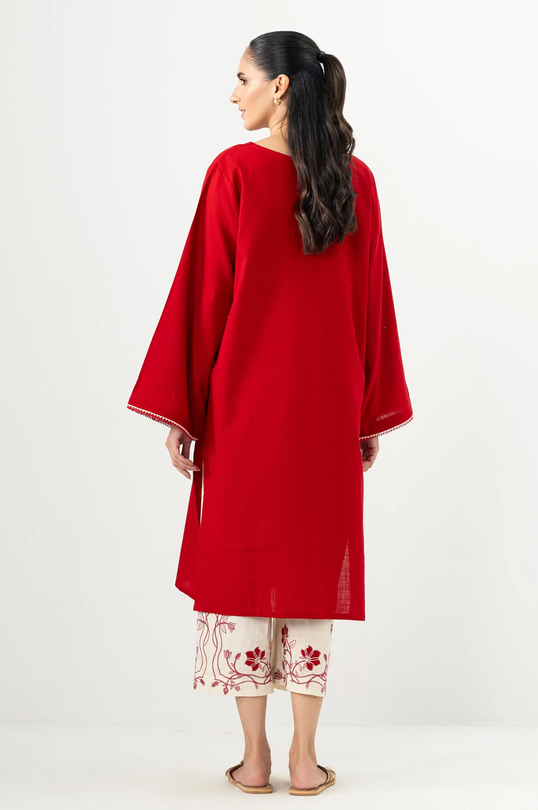 Stitched 2 Piece Stylized Cross Hatch Khaddar Suit - Image 3