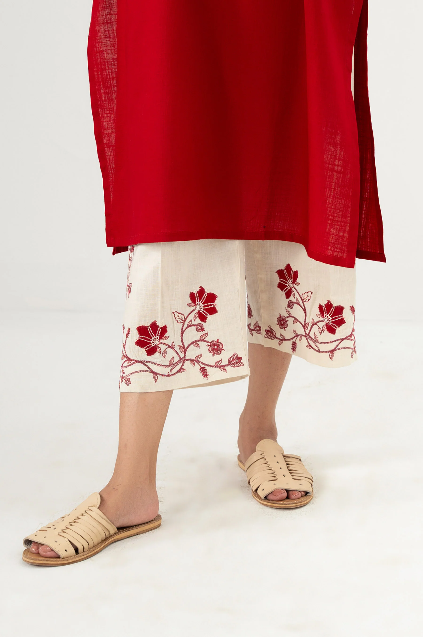 Stitched 2 Piece Stylized Cross Hatch Khaddar Suit - Image 6