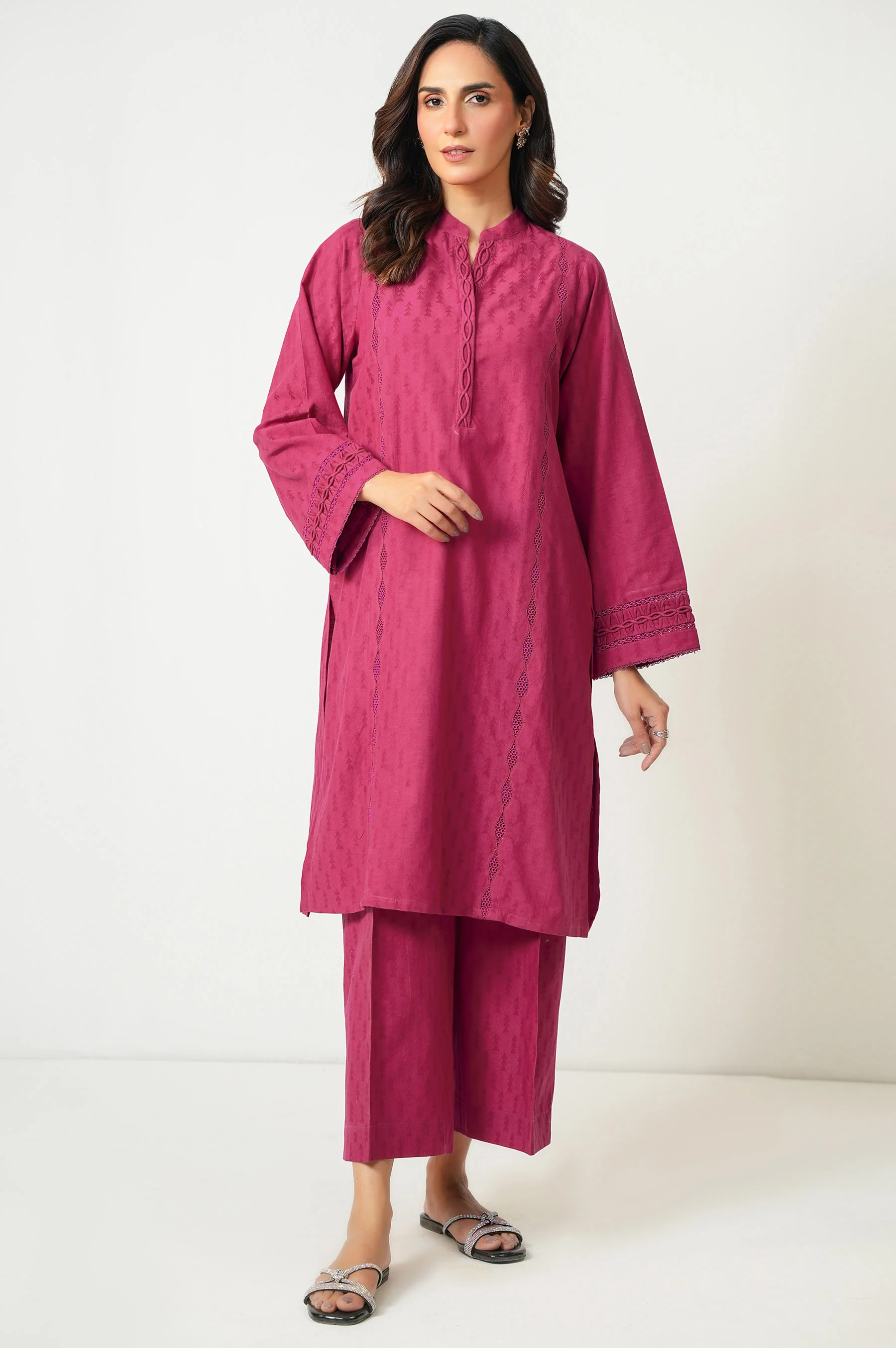 STYLIZED SUIT - Image 2