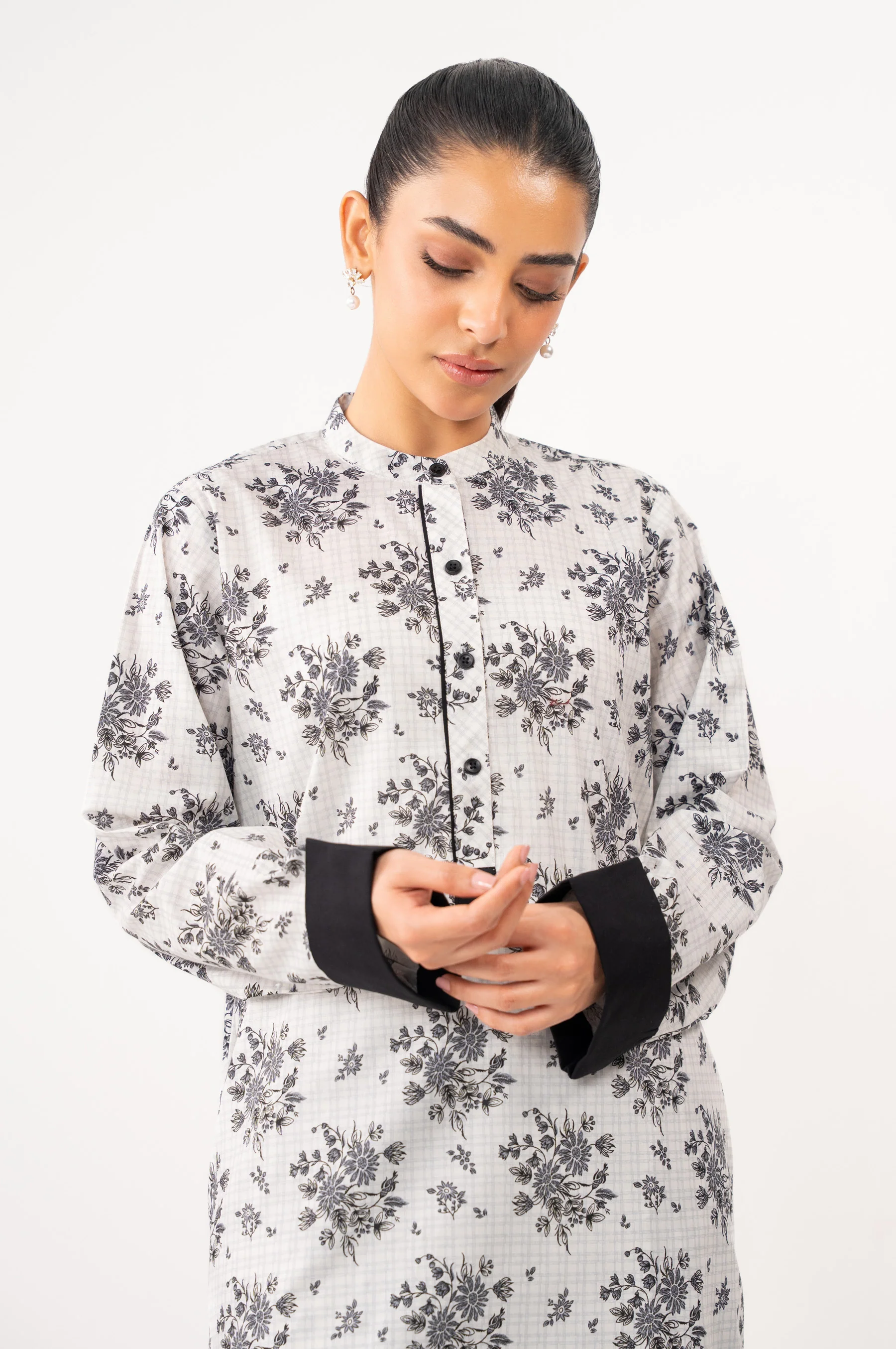 Stitched 2 Piece Printed Cambric Suit - Image 2