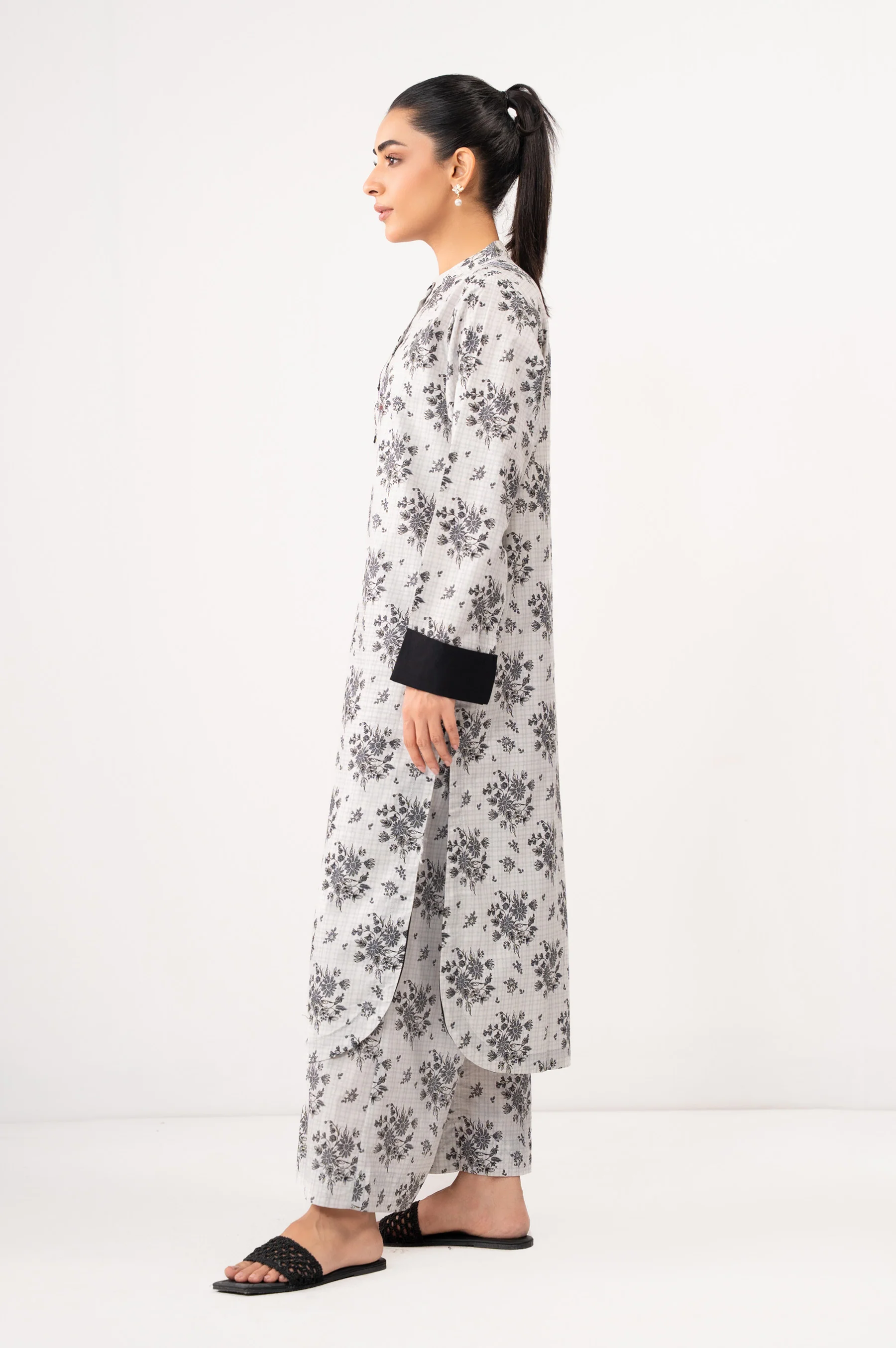 Stitched 2 Piece Printed Cambric Suit - Image 3