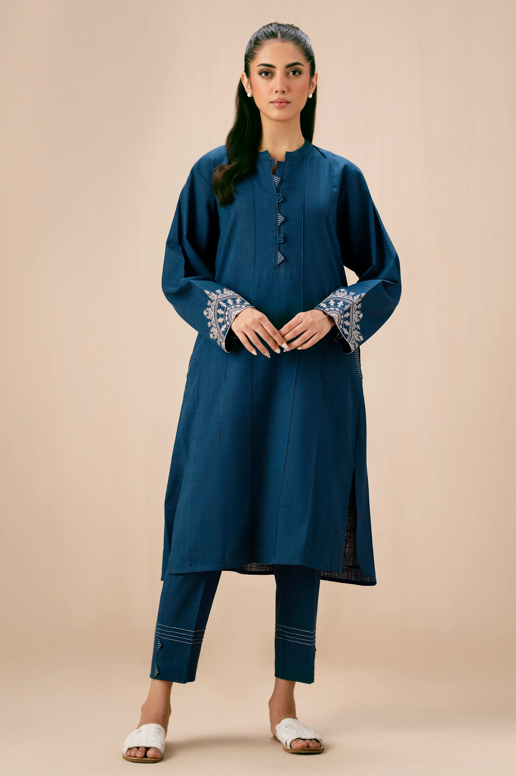 EMBROIDERED SUIT