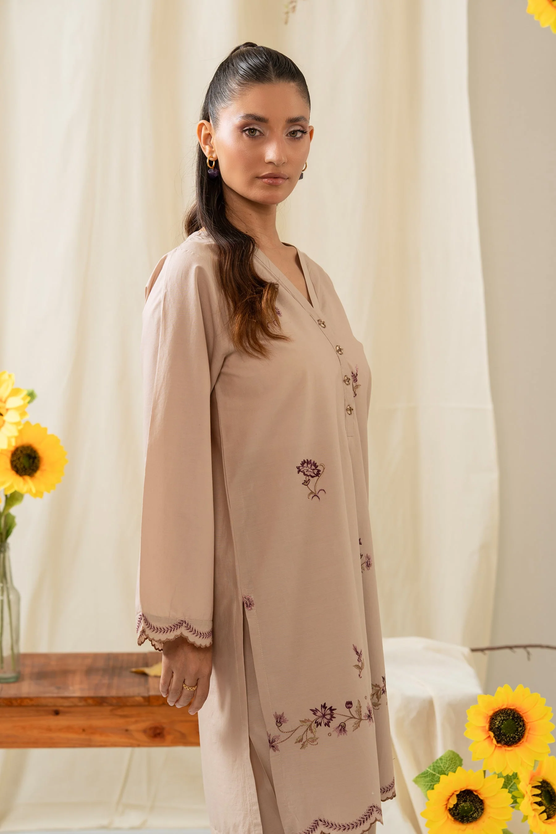 STITCHED EMBROIDERED CAMBRIC SUIT (FACTORY E-OUTLET) - Image 5