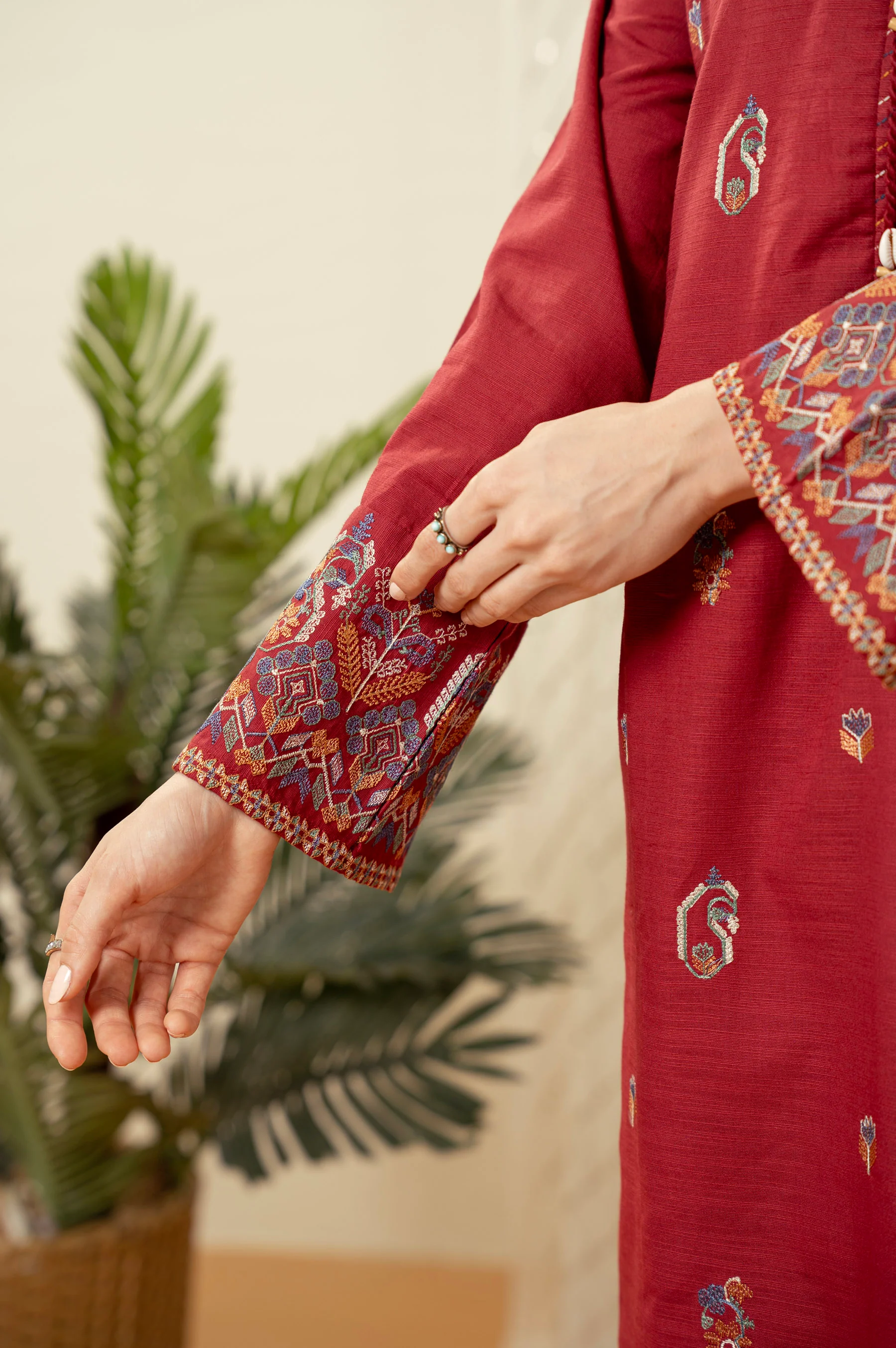 STITCHED EMBROIDERED SHIRT BOTTOM - Image 4