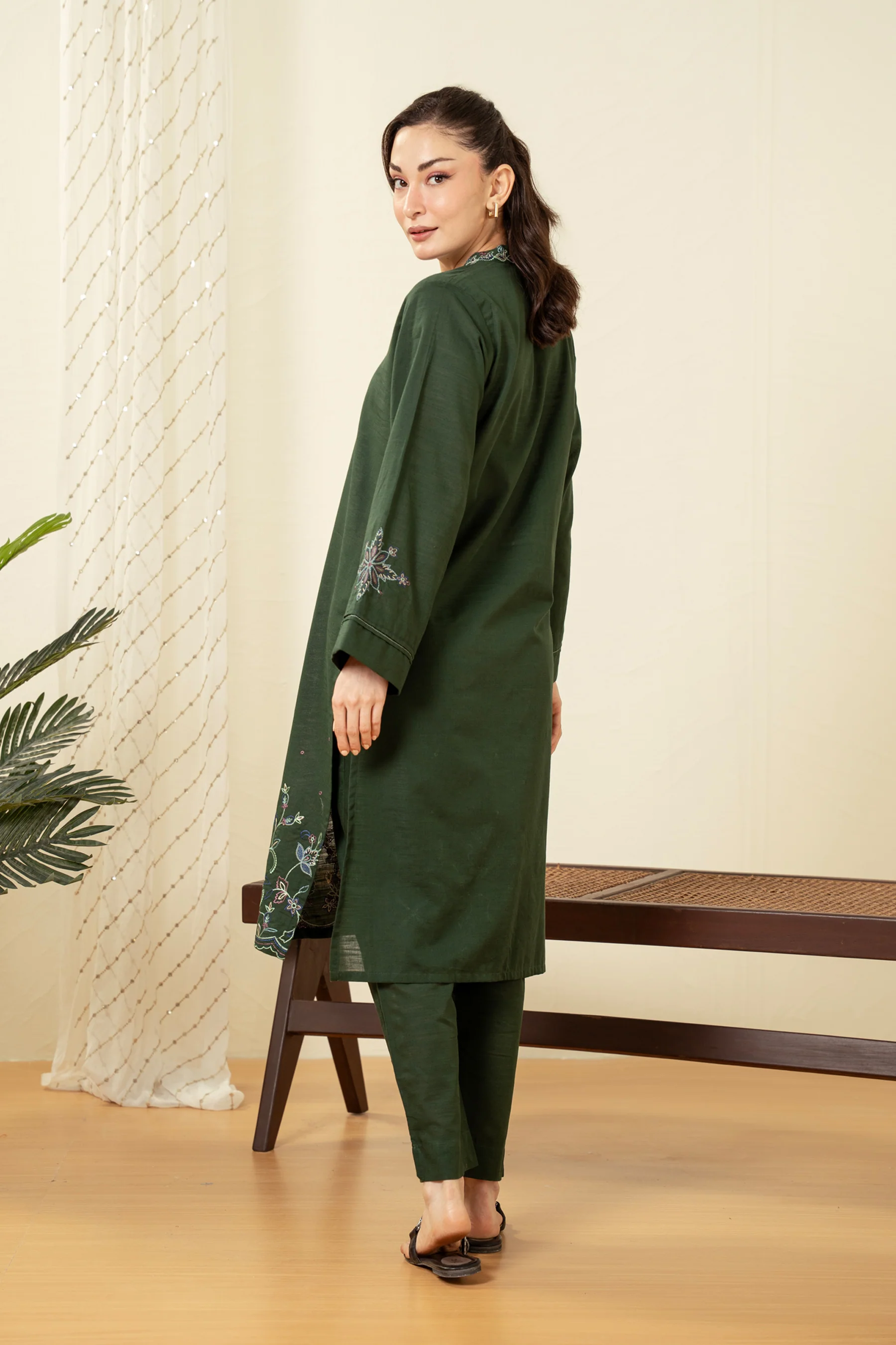 EMBROIDERED SUIT - Image 6
